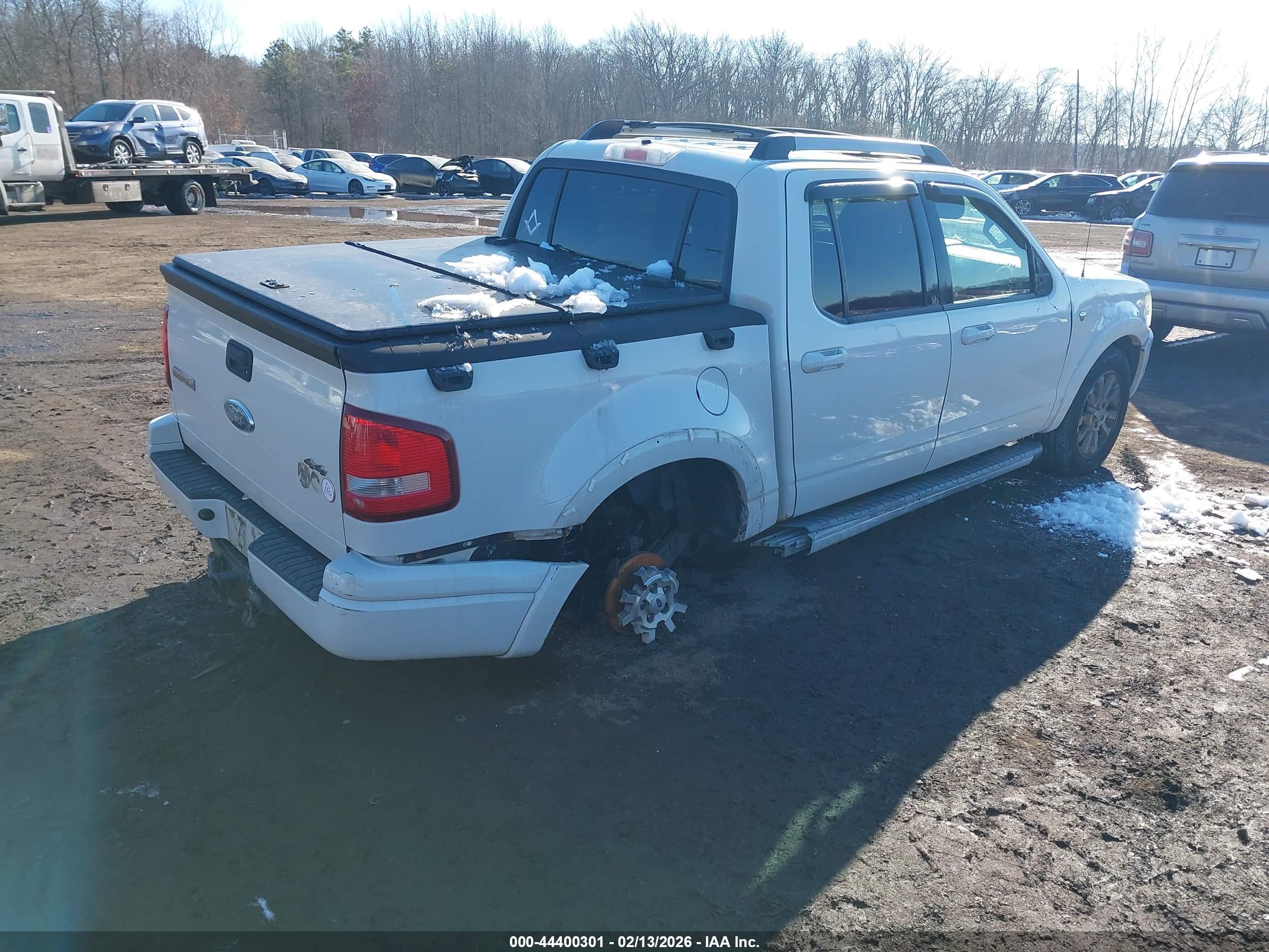 FORD EXPLORER image 4