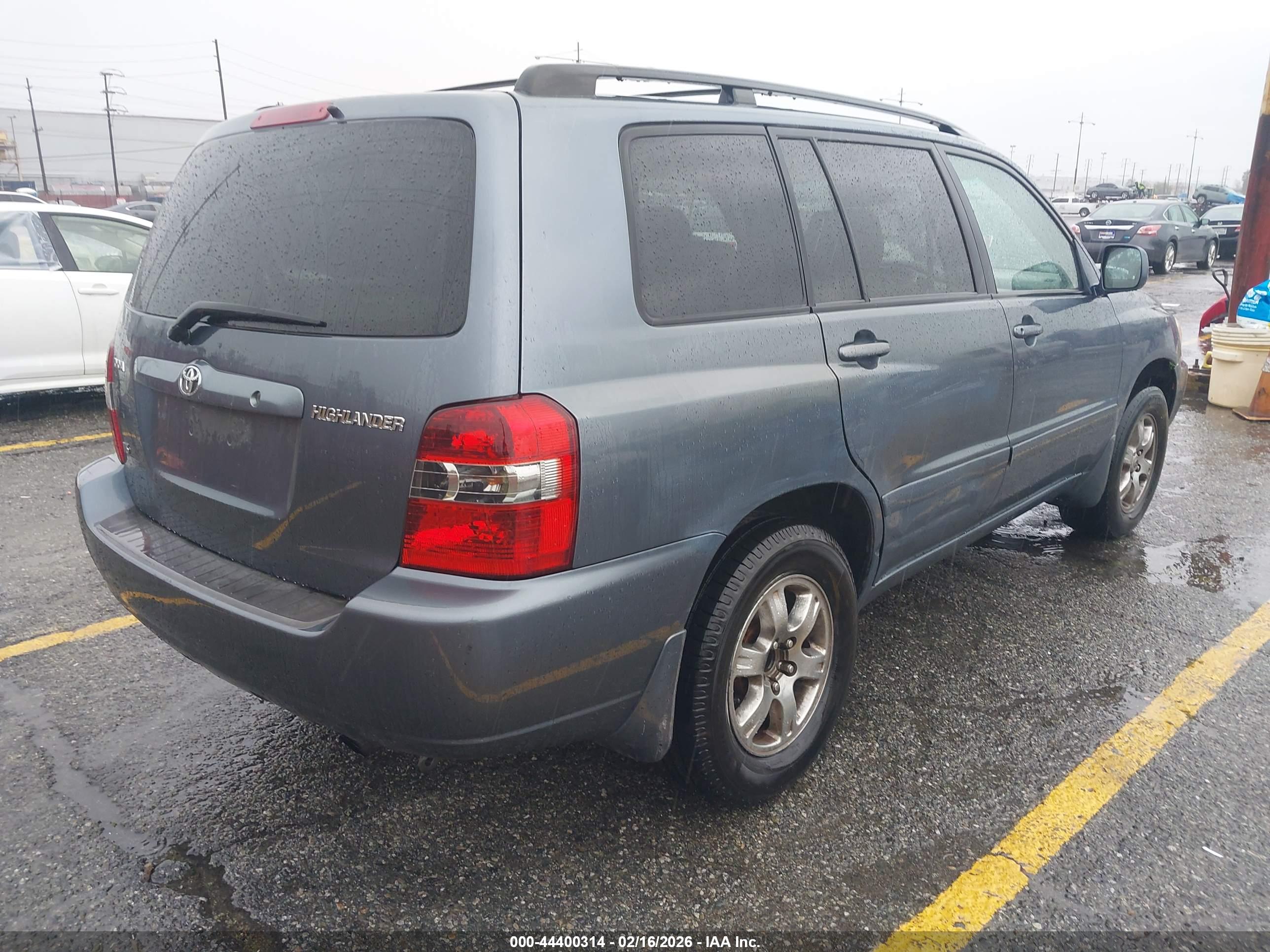 TOYOTA HIGHLANDER image 4