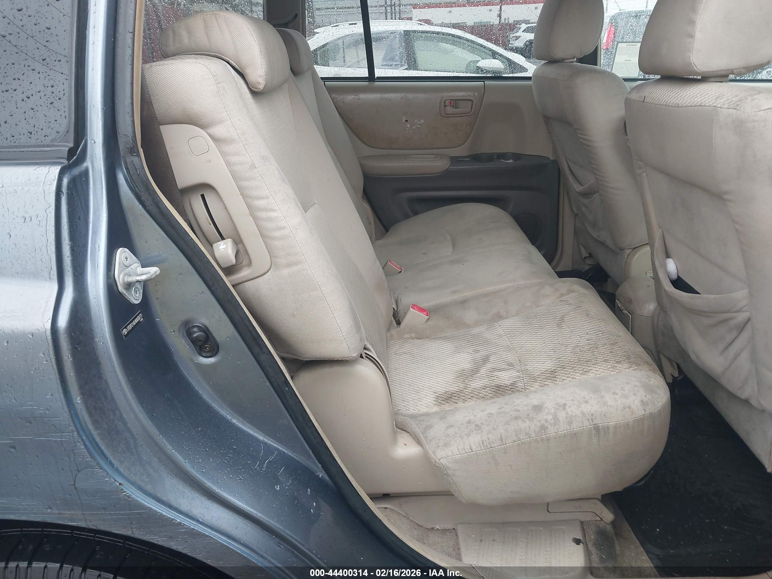 TOYOTA HIGHLANDER image 8