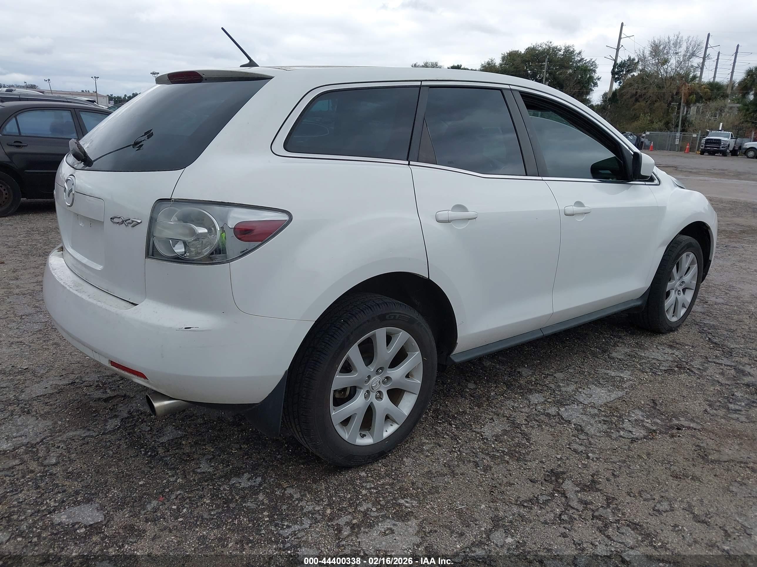 MAZDA CX-7 image 4