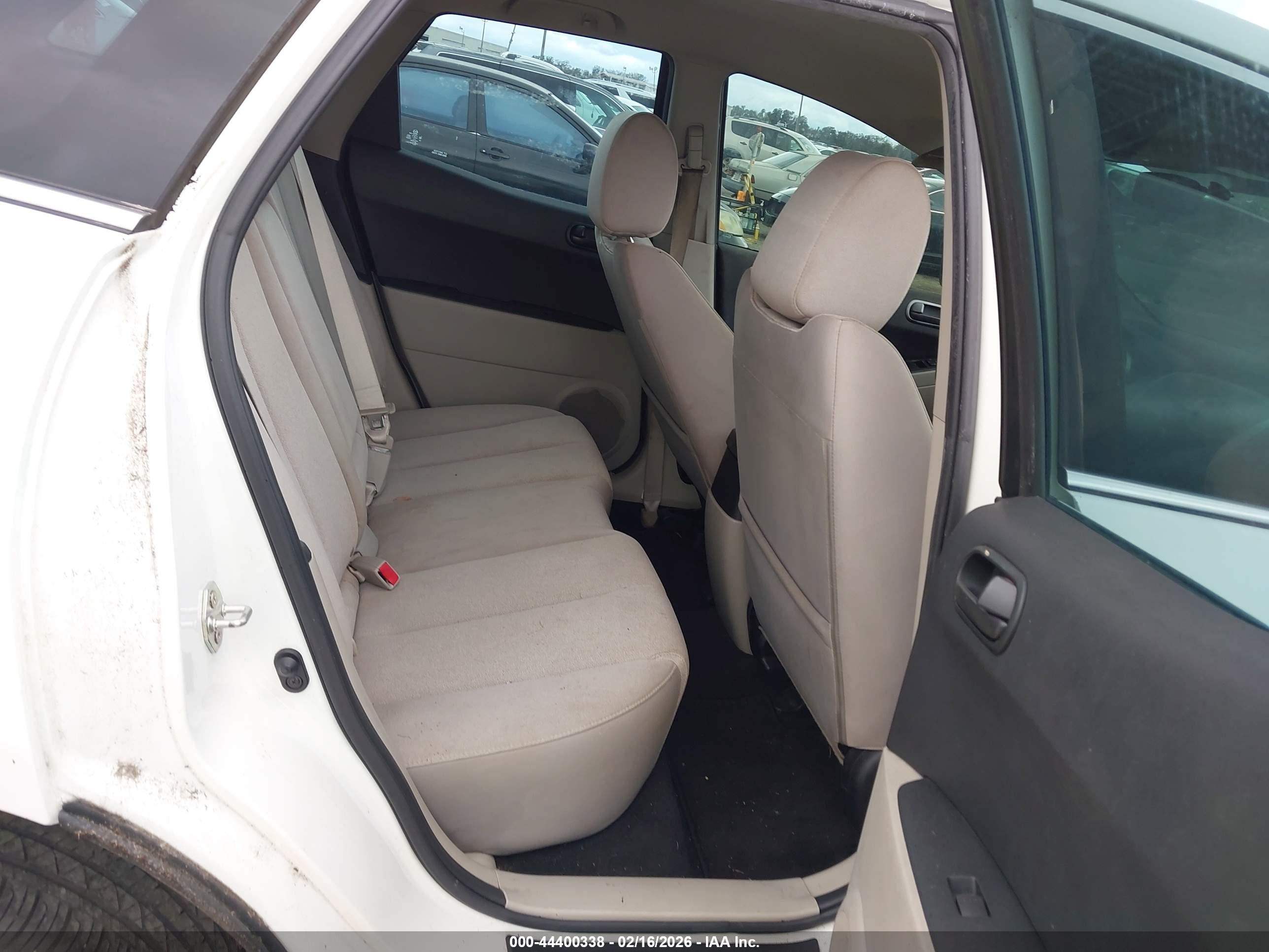 MAZDA CX-7 image 8