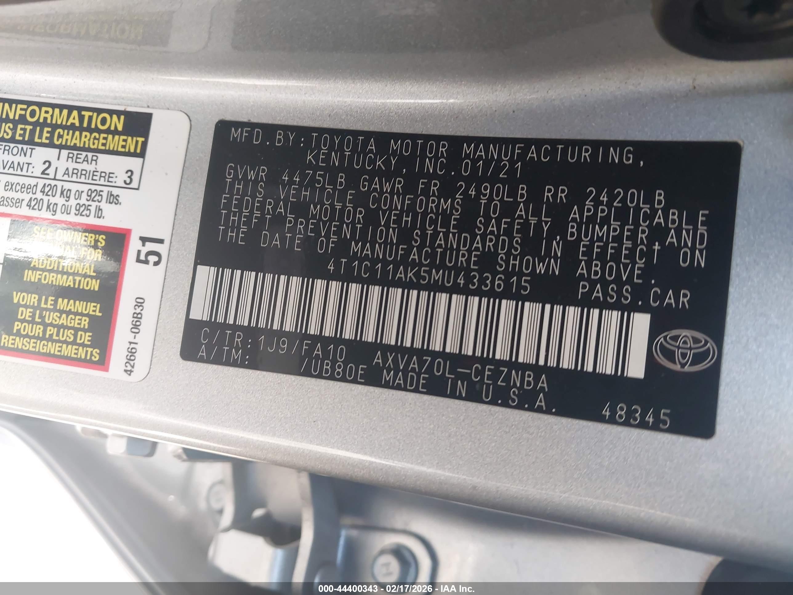 TOYOTA CAMRY image 9