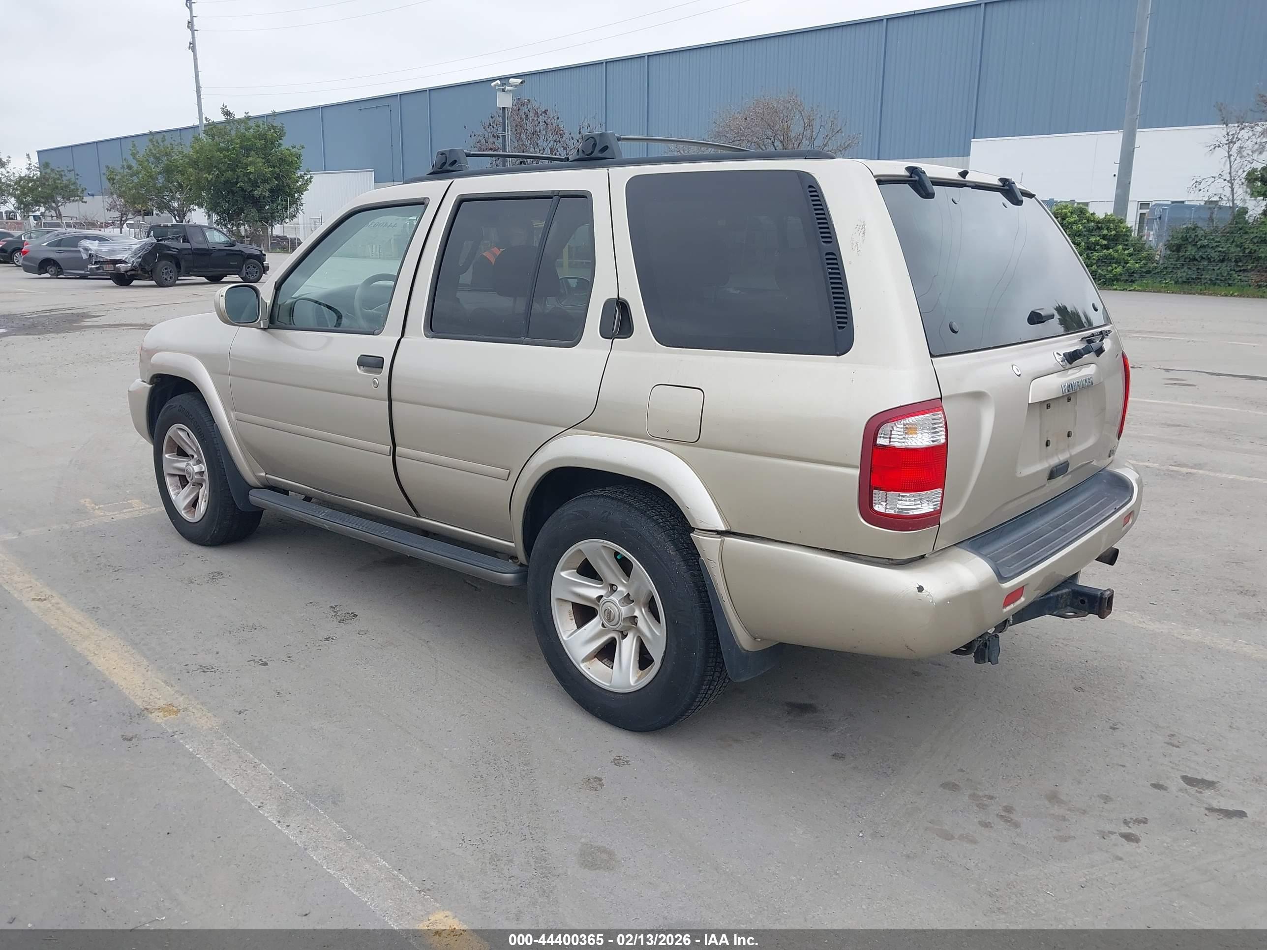 NISSAN PATHFINDER image 3