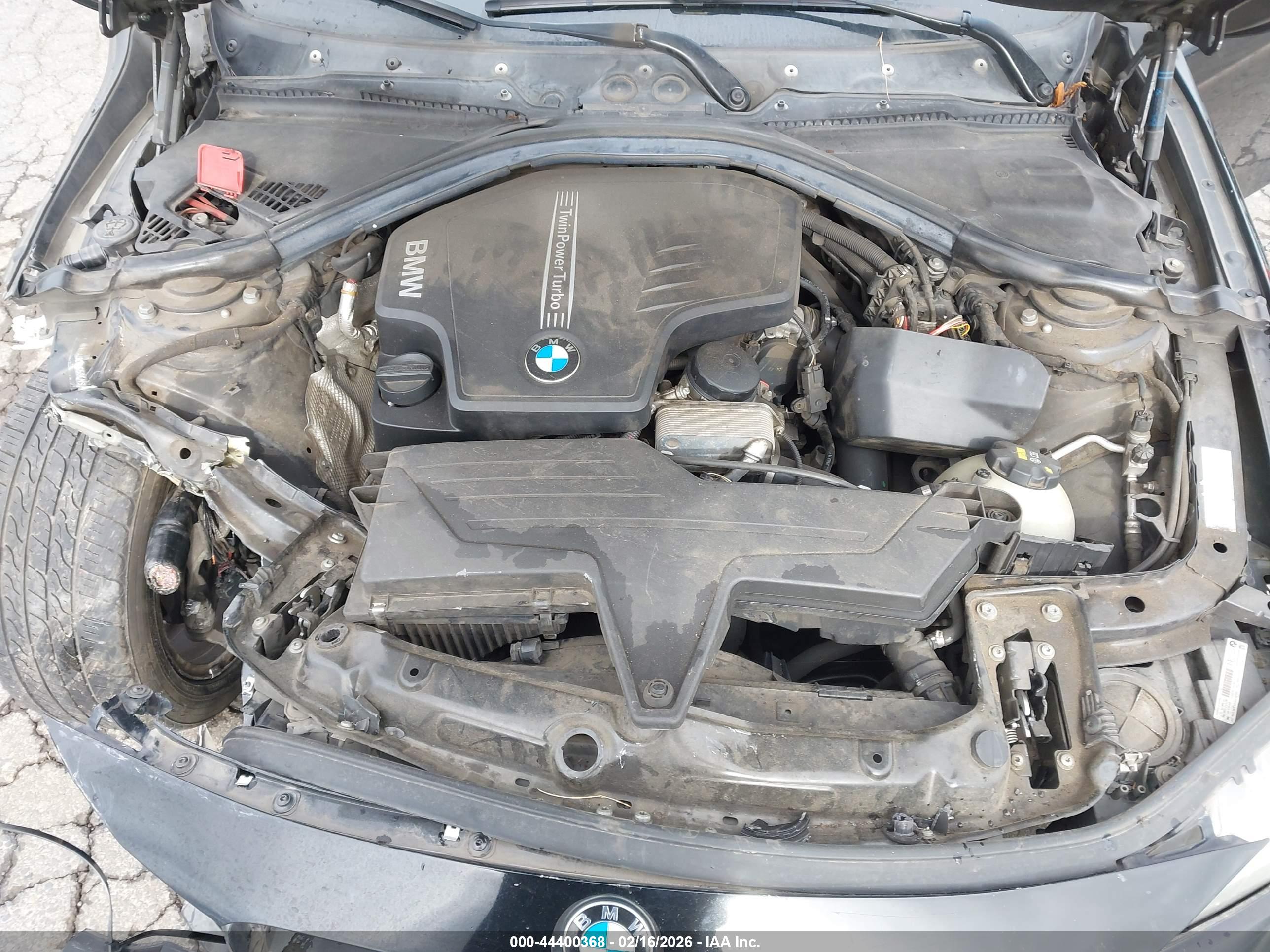 BMW 320I image 10