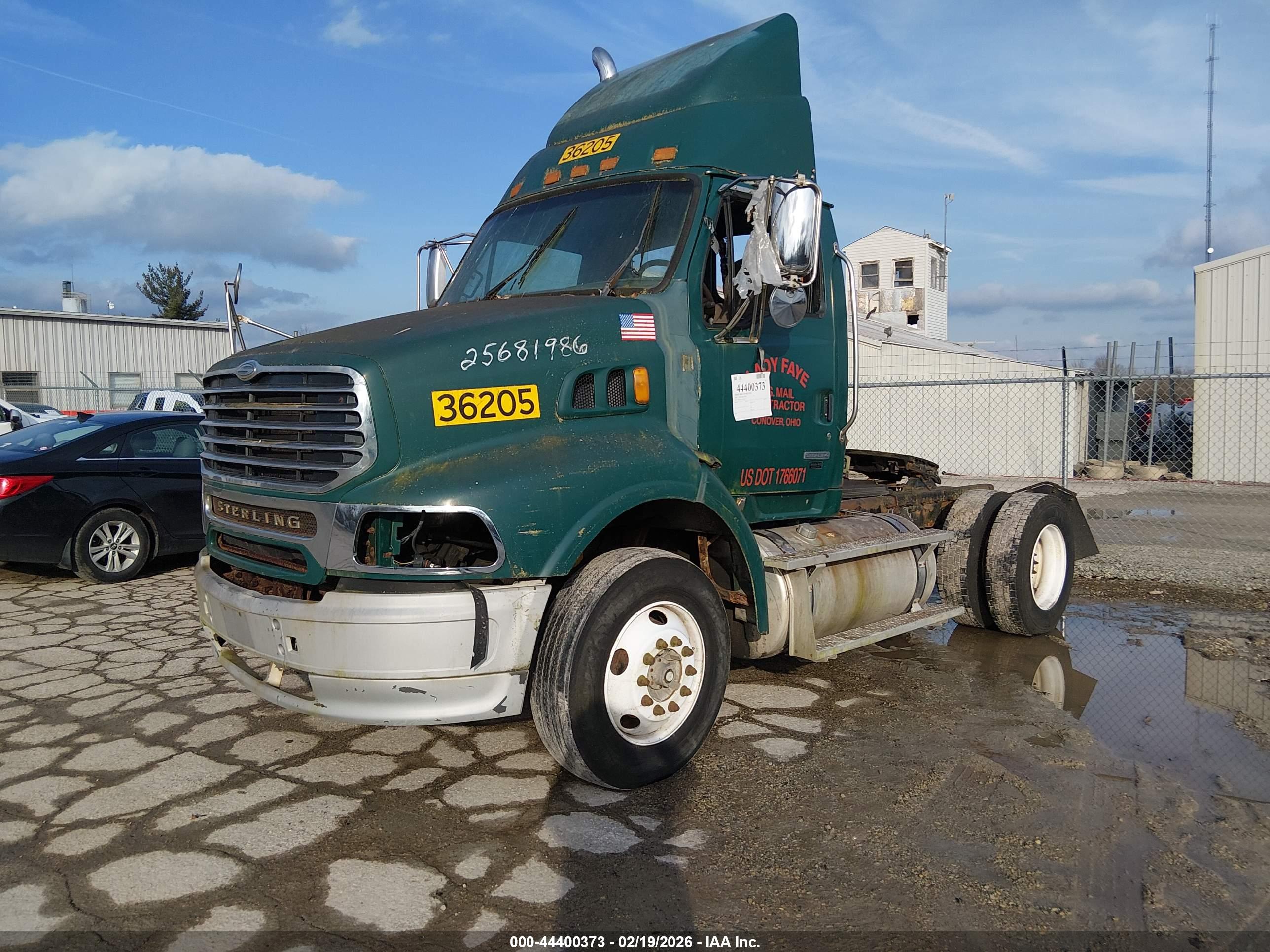 STERLING TRUCK image 2