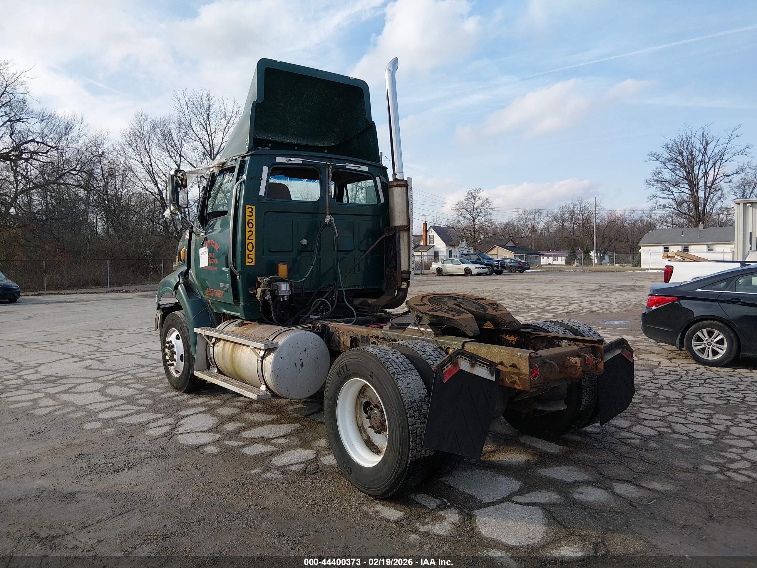 STERLING TRUCK image 3