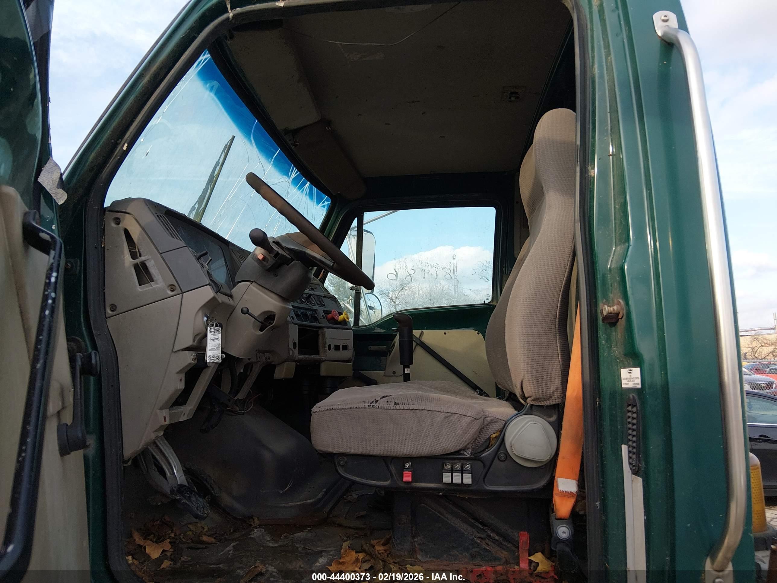 STERLING TRUCK image 8