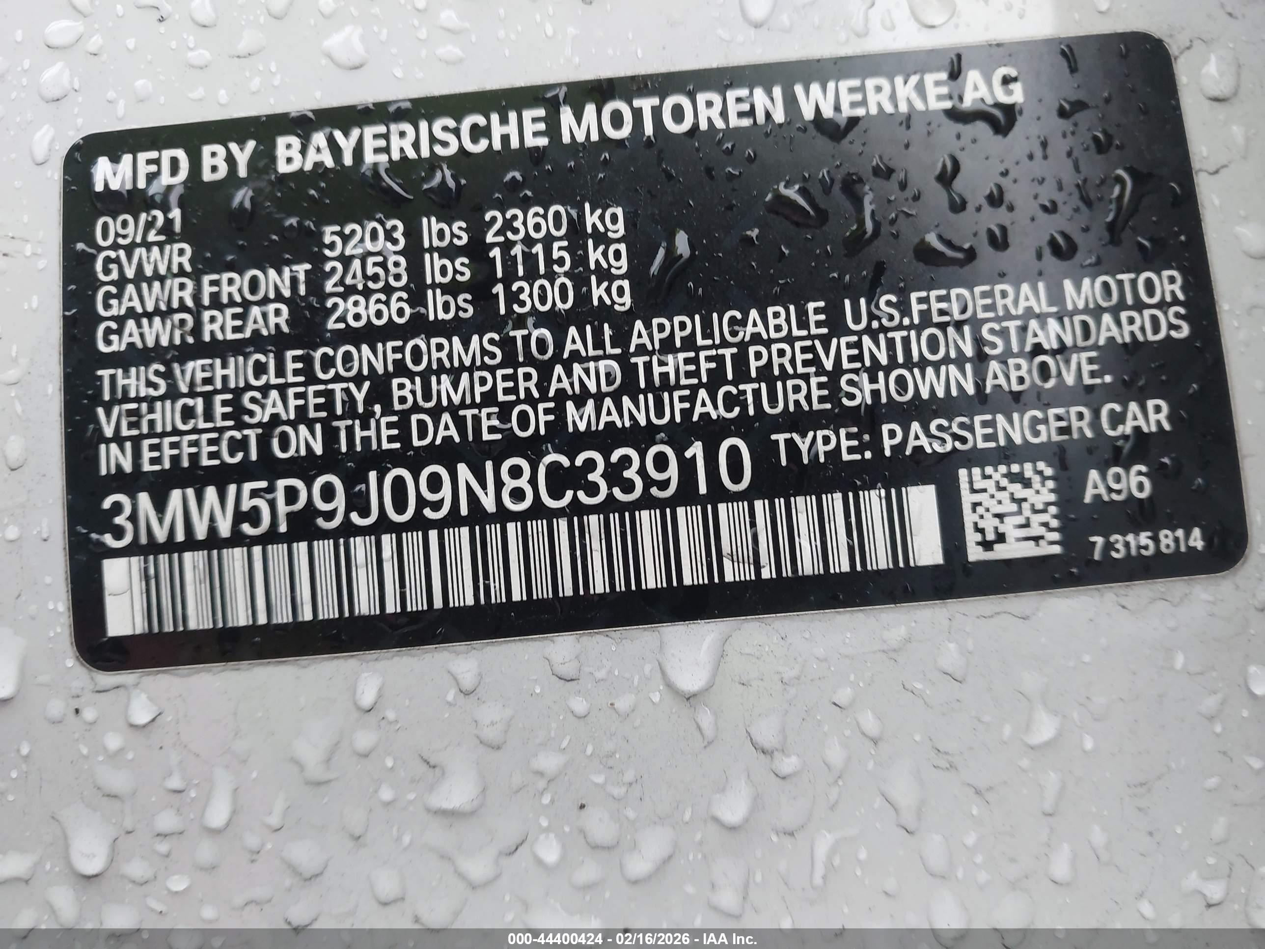 BMW 330E image 9