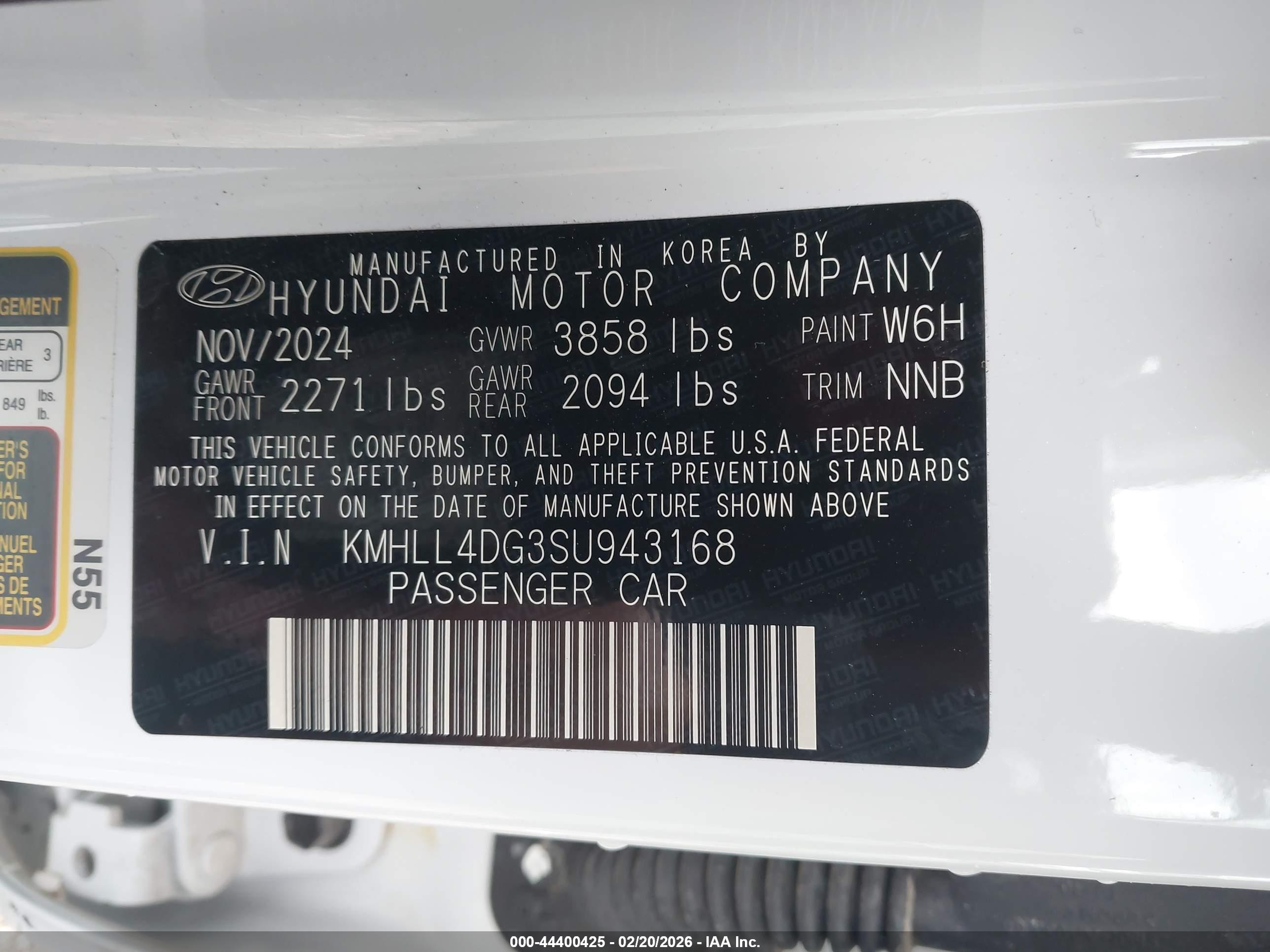HYUNDAI ELANTRA image 9