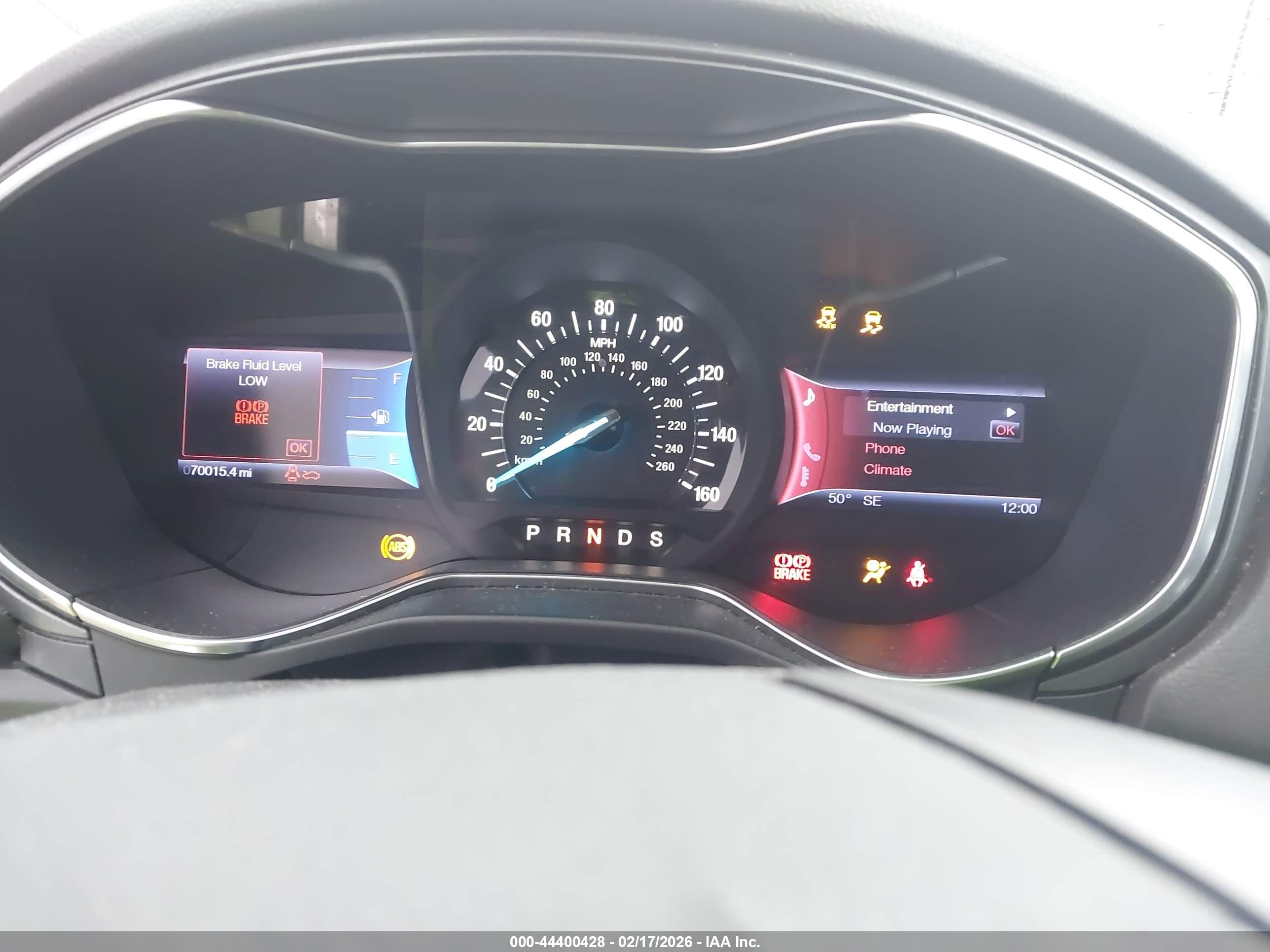 FORD FUSION image 7
