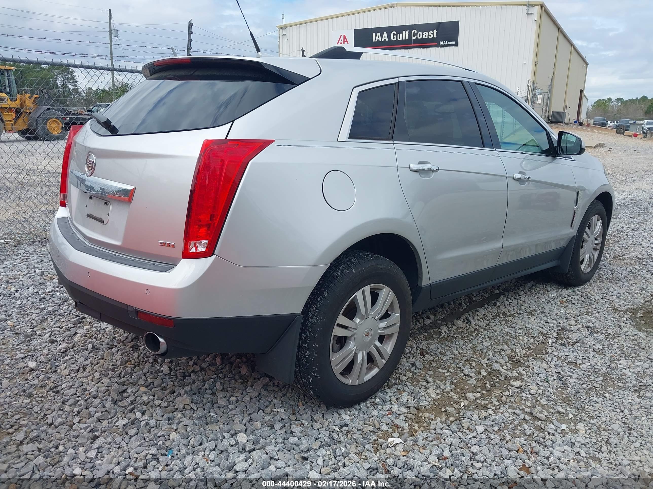 CADILLAC SRX image 4