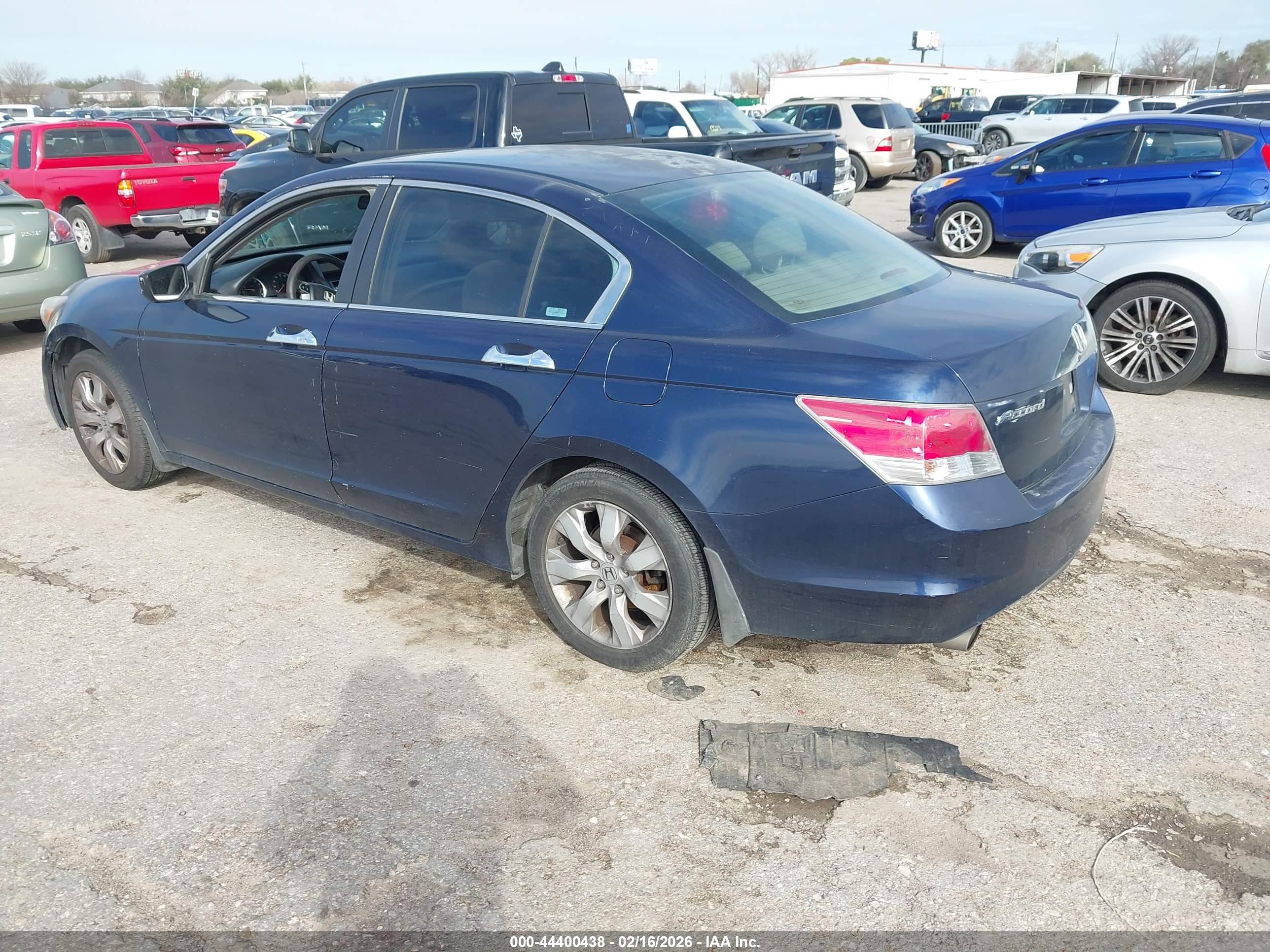 HONDA ACCORD image 3