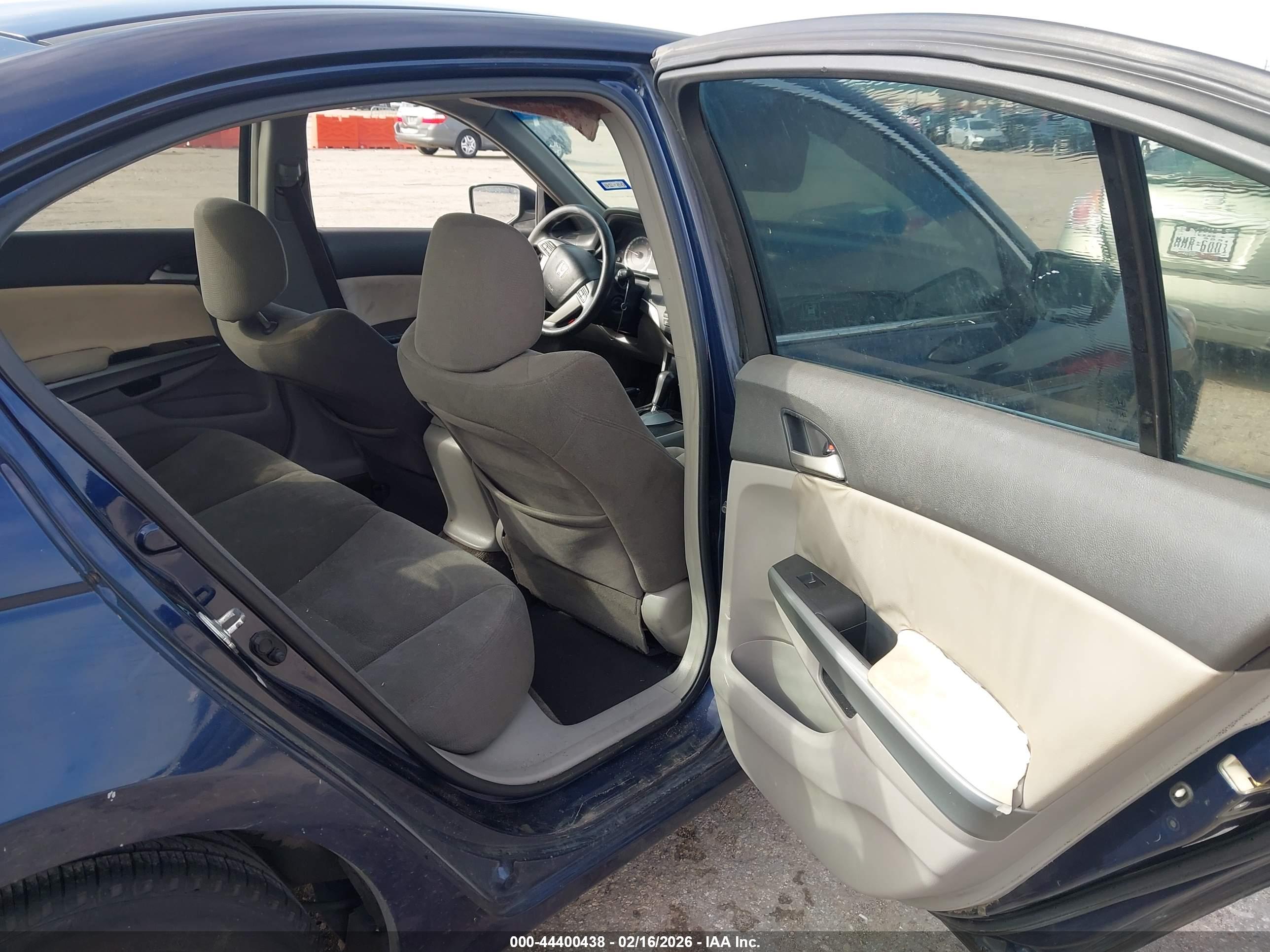 HONDA ACCORD image 8
