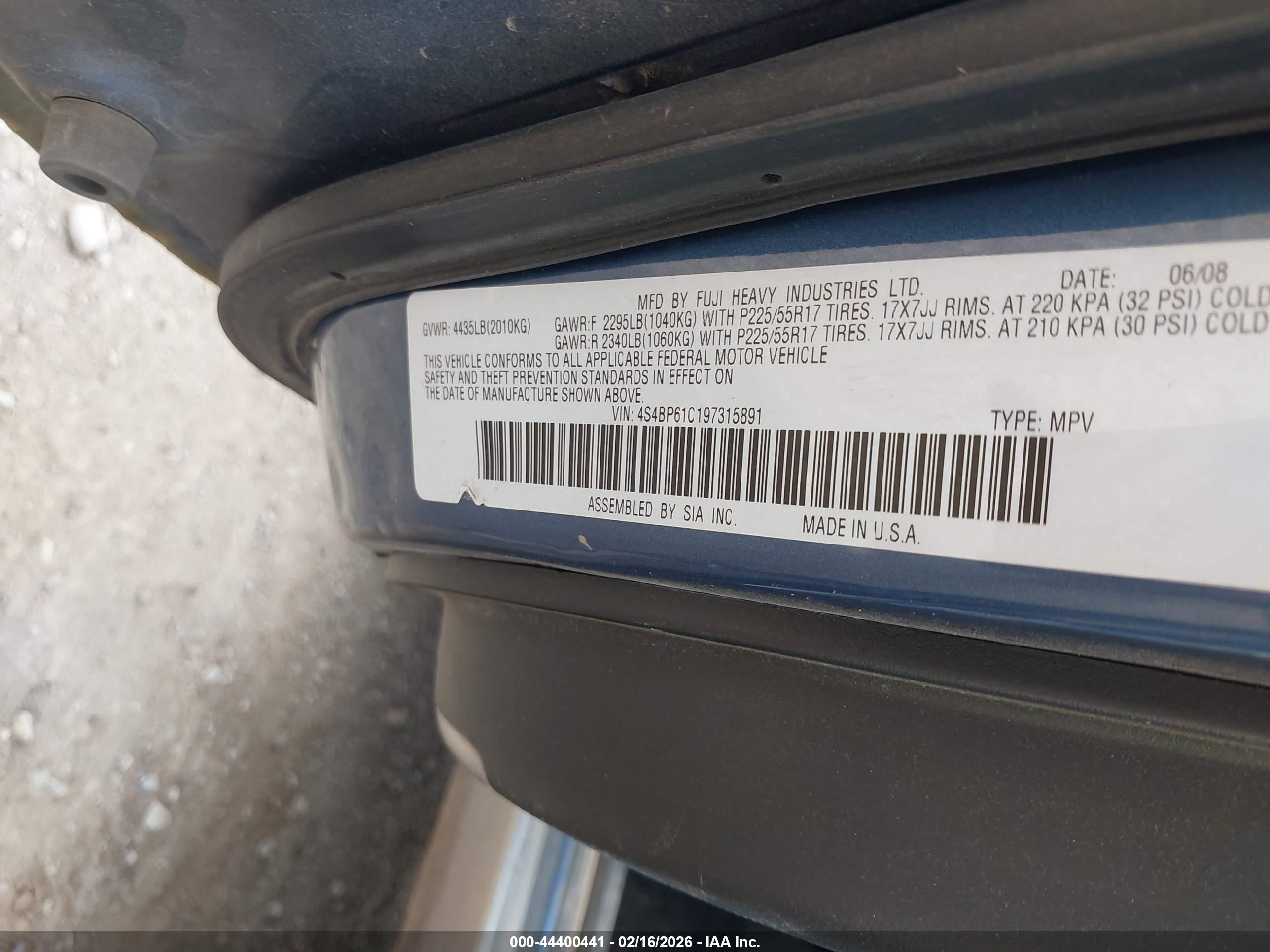 SUBARU OUTBACK image 9