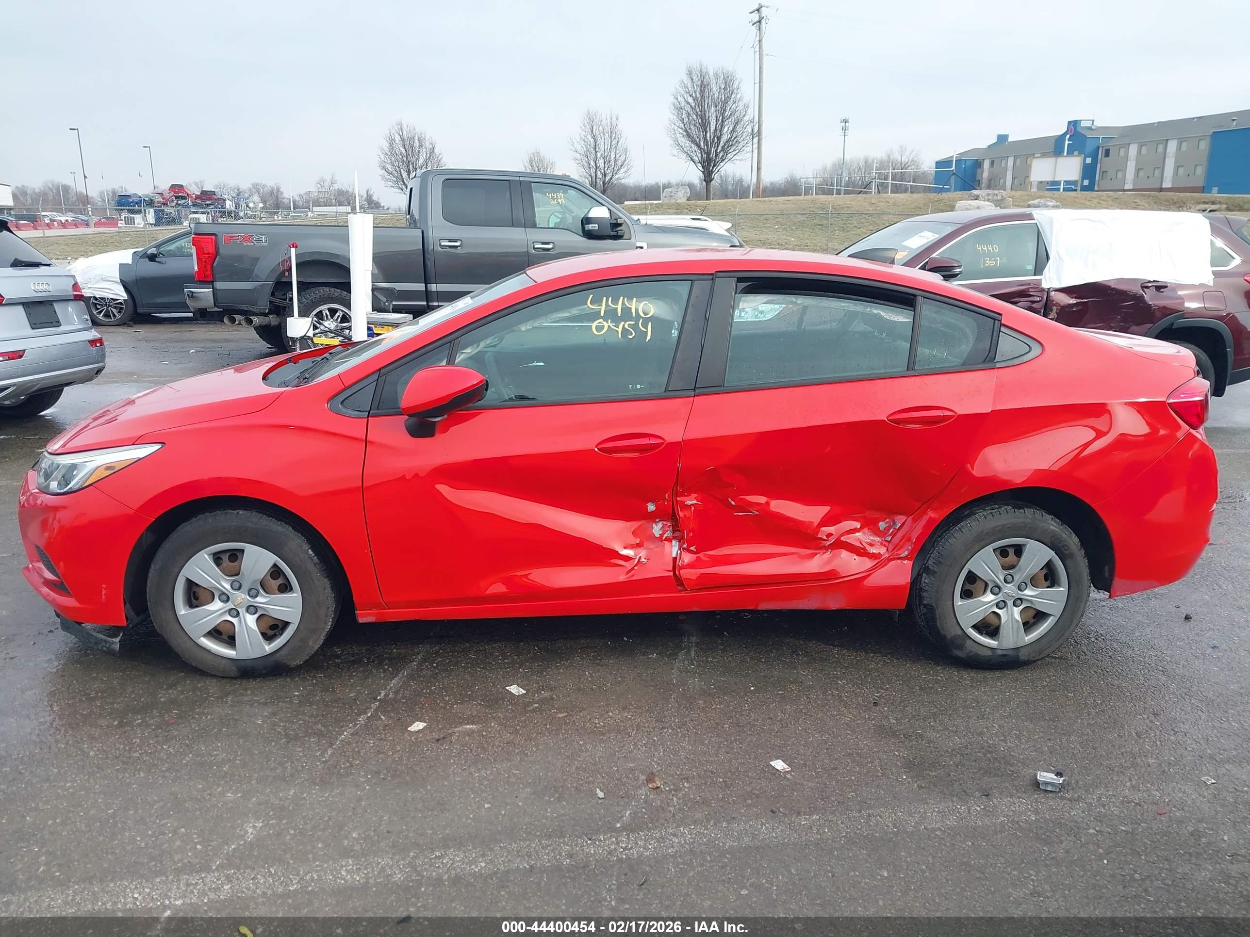 CHEVROLET CRUZE image 6