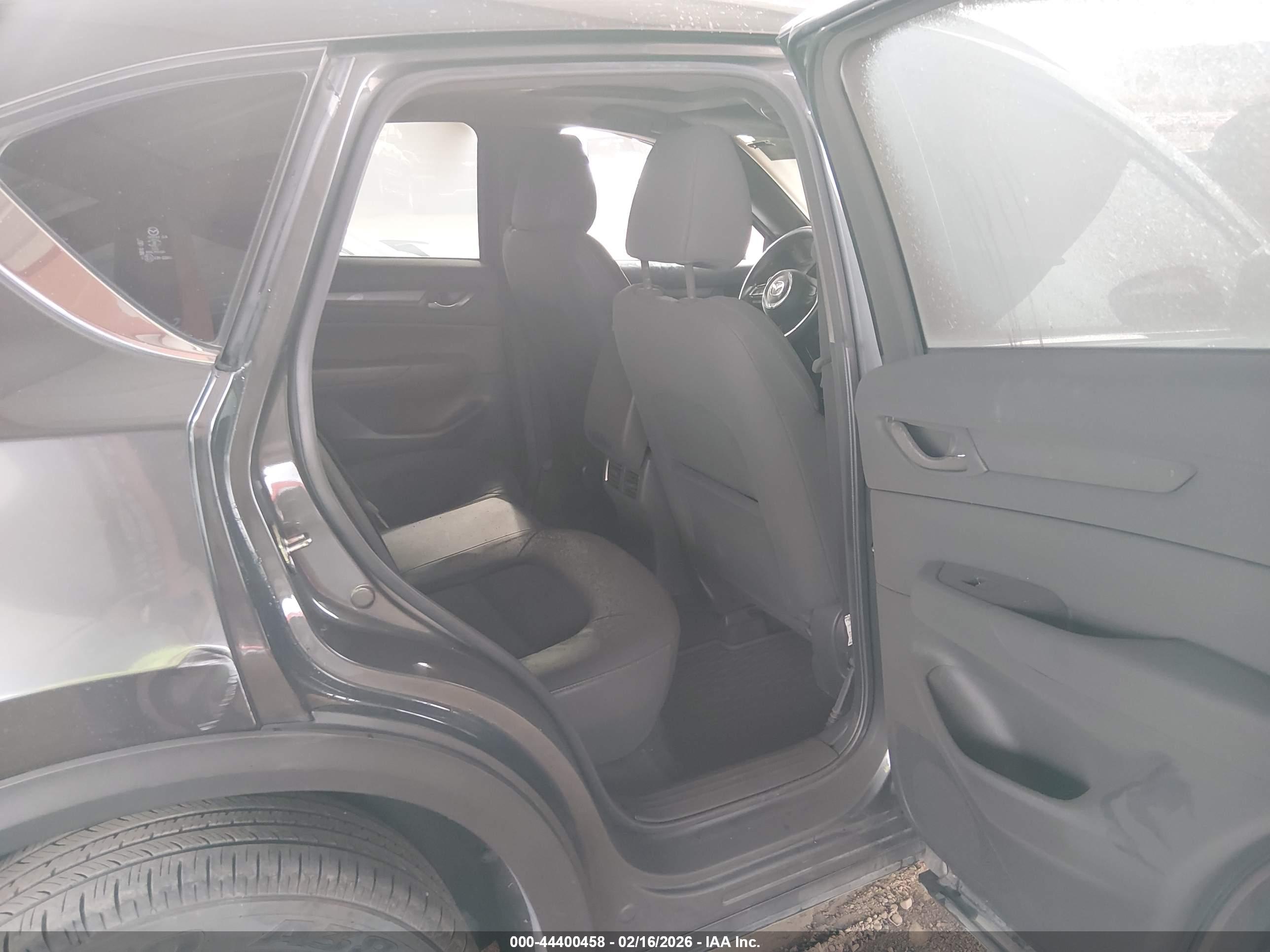 MAZDA CX-5 image 8