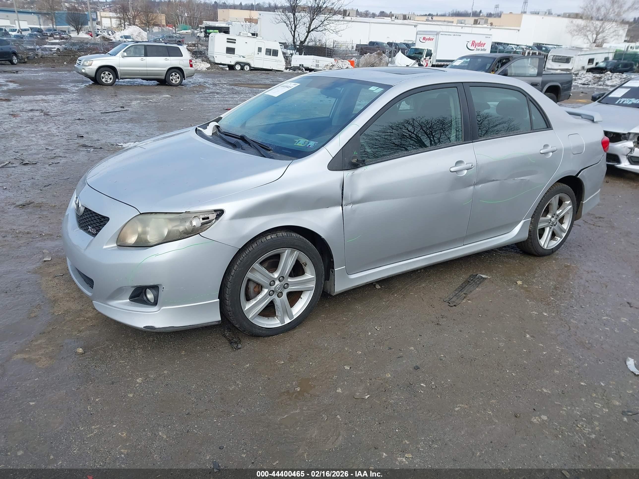 TOYOTA COROLLA image 2