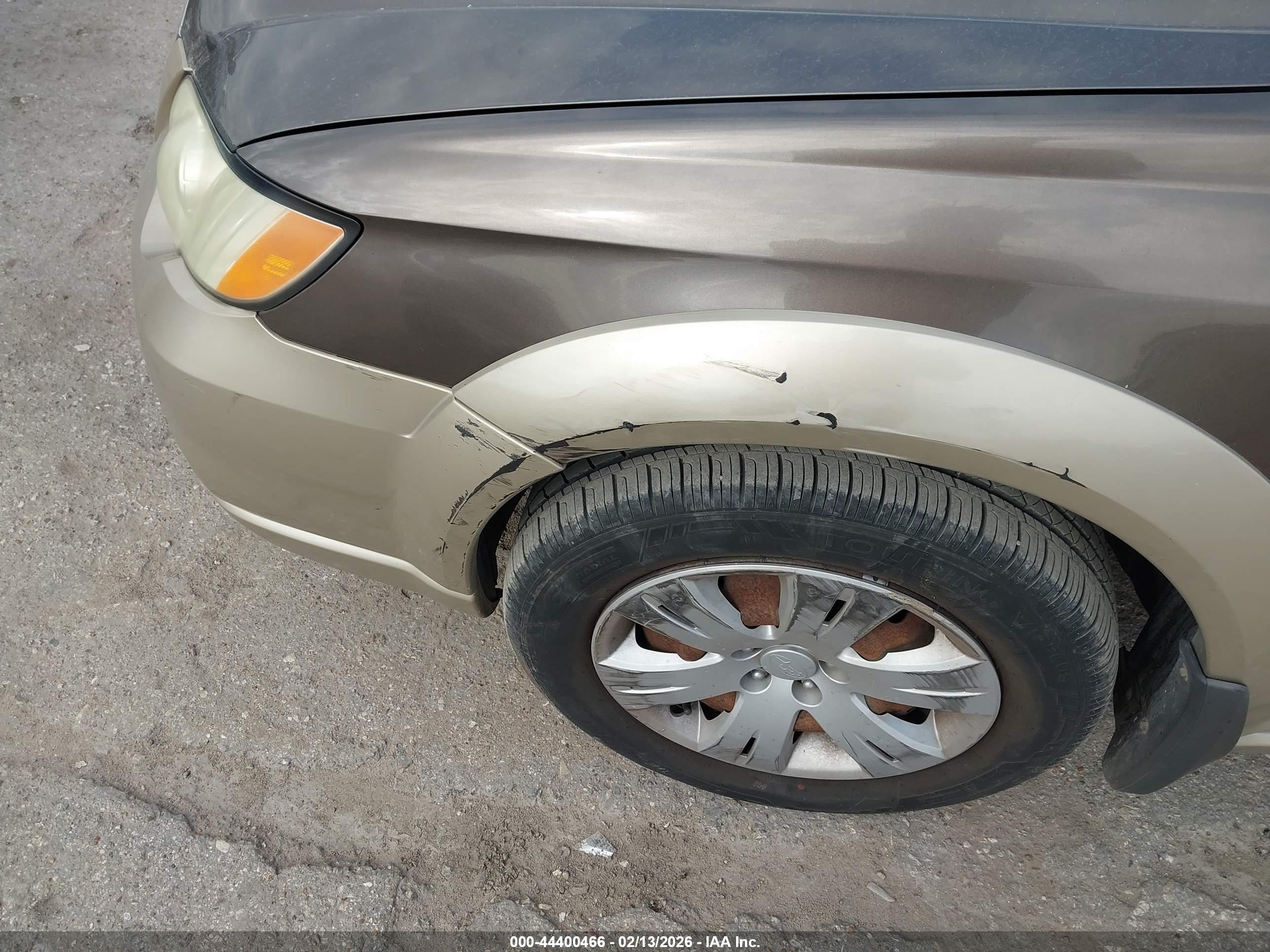 SUBARU OUTBACK image 6
