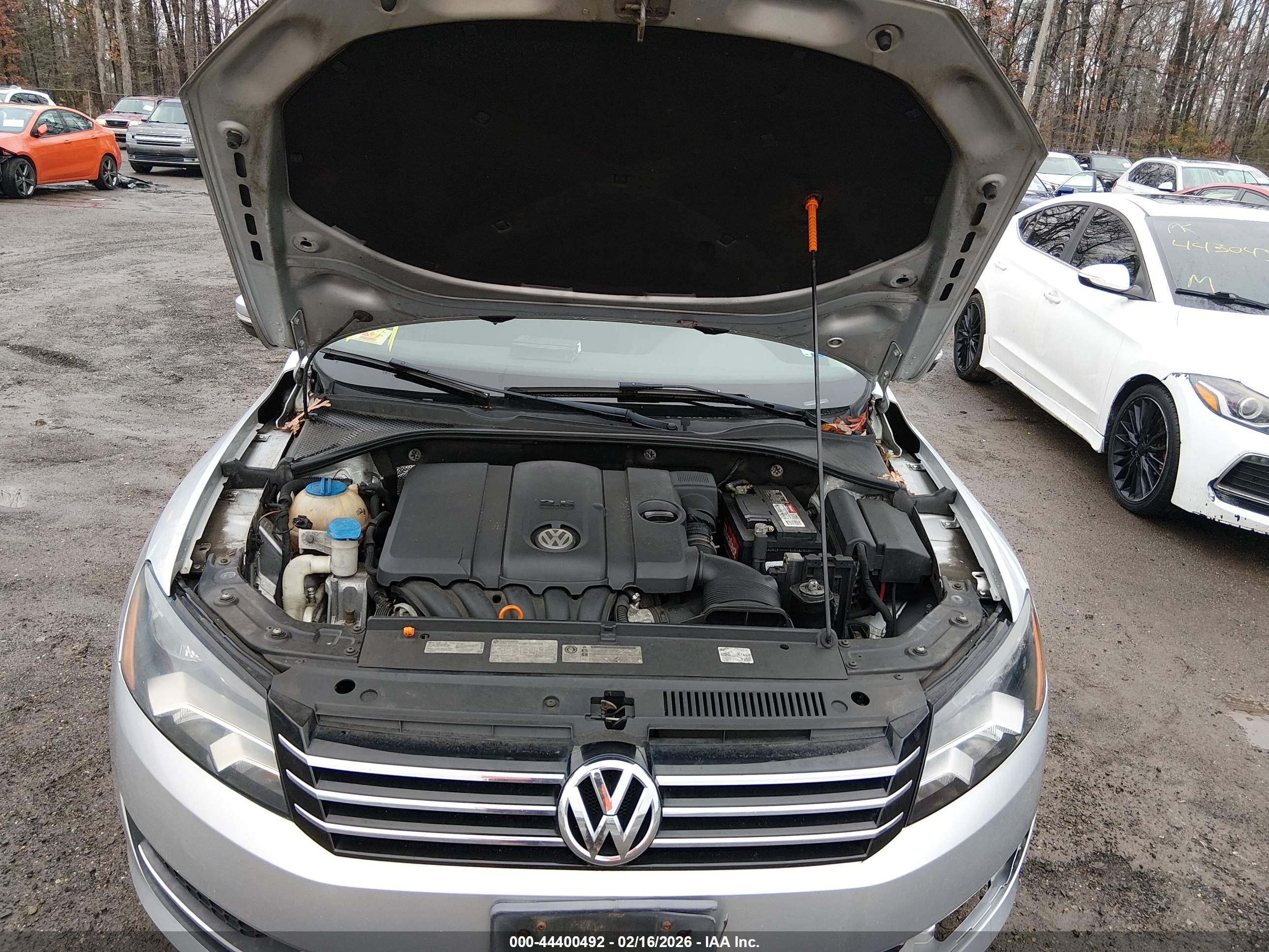VOLKSWAGEN PASSAT image 10