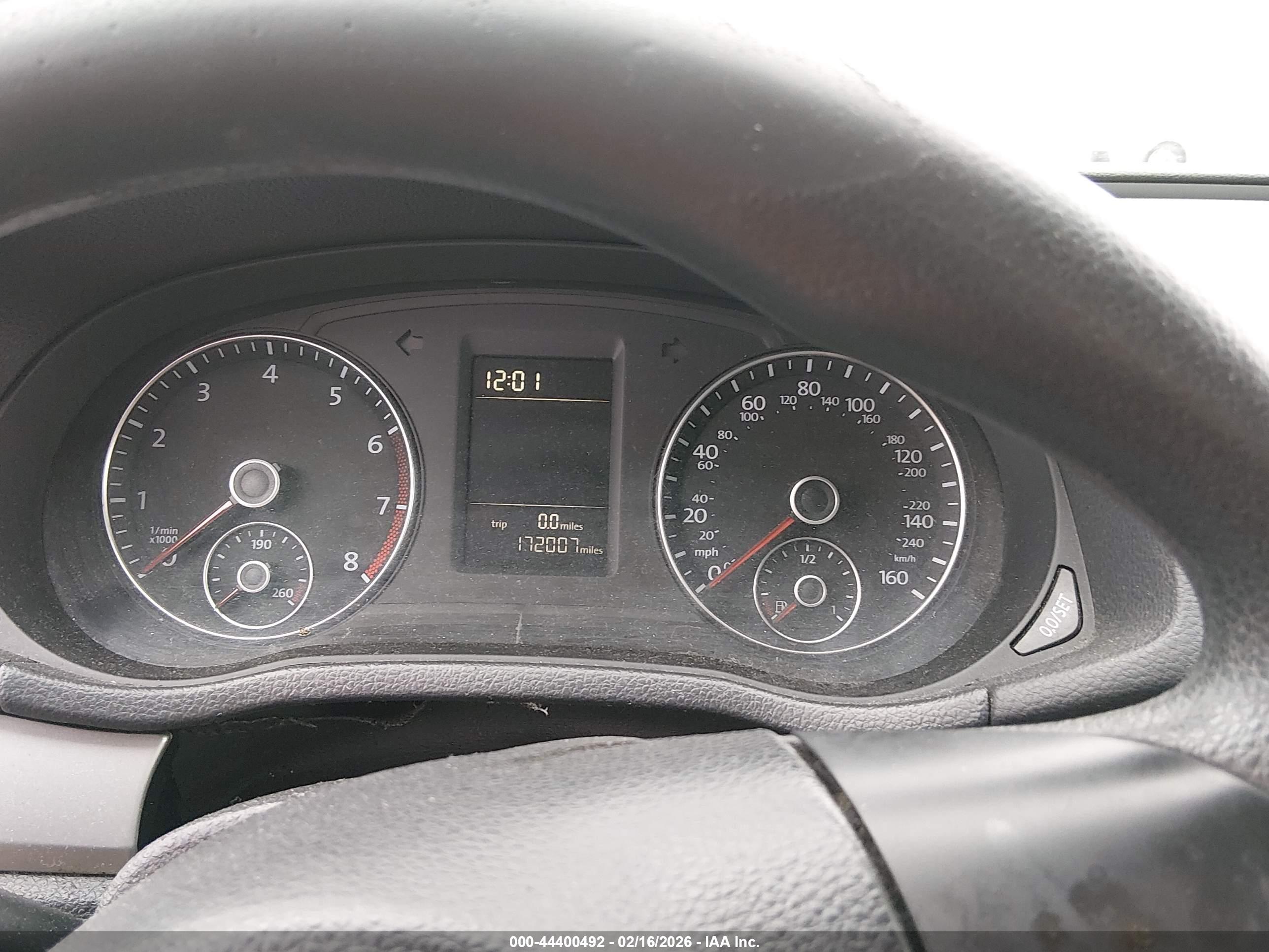 VOLKSWAGEN PASSAT image 7