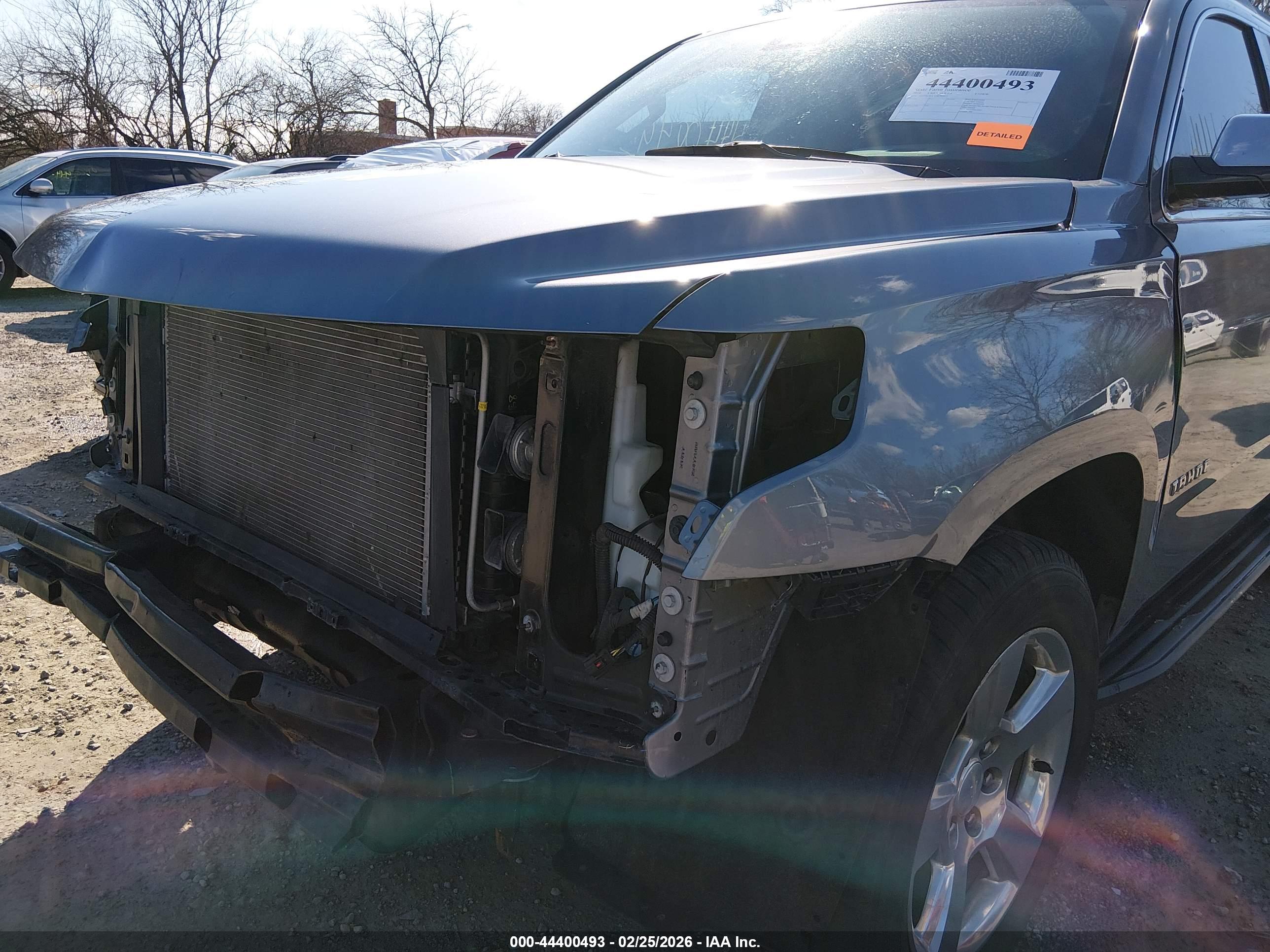 CHEVROLET TAHOE image 6