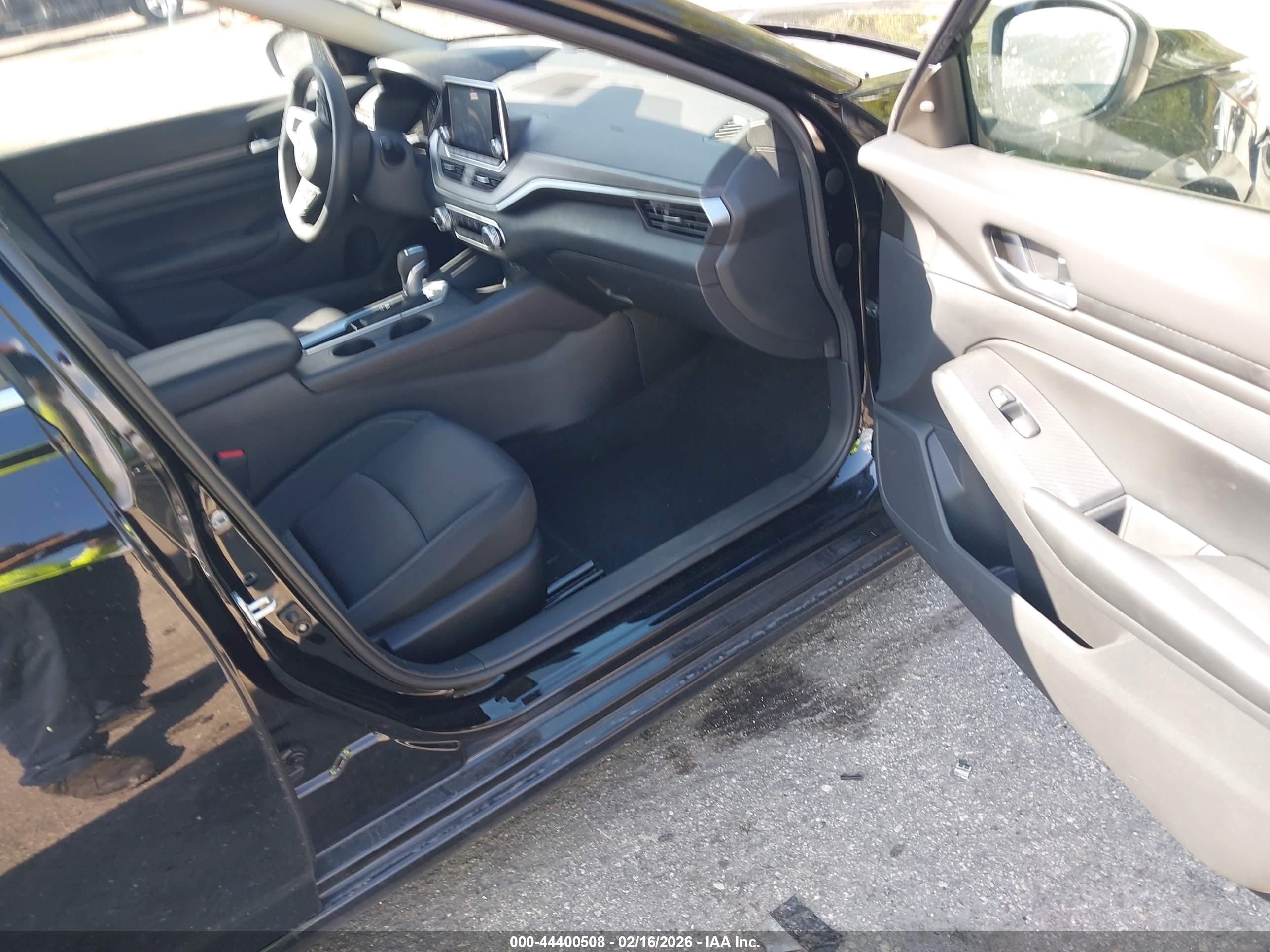 NISSAN ALTIMA image 5