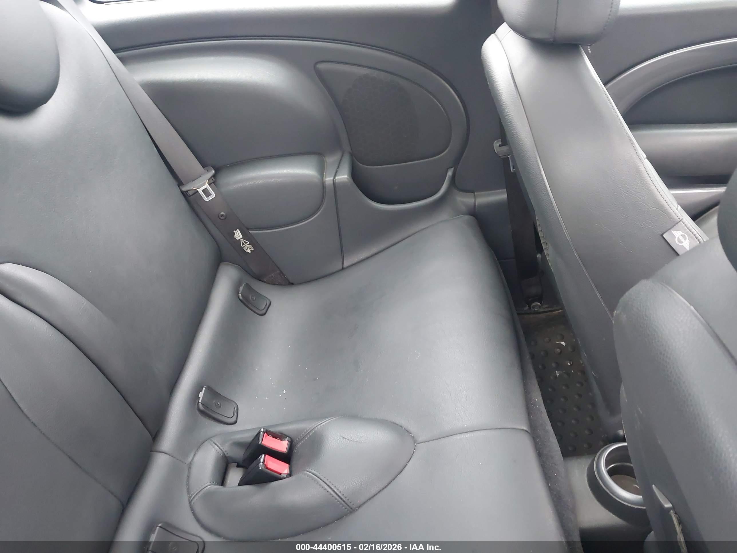 MINI COOPER image 8