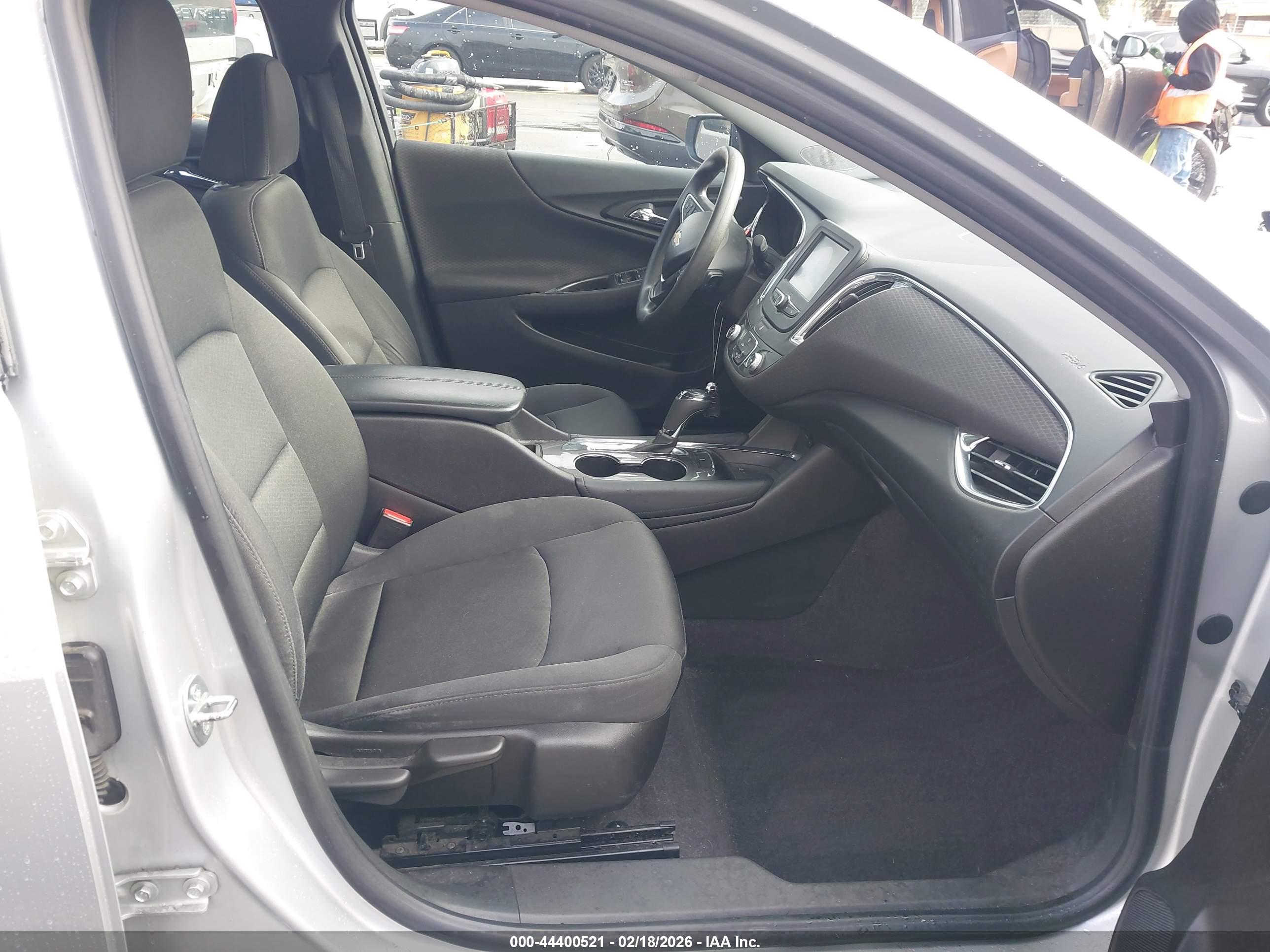 CHEVROLET MALIBU image 5