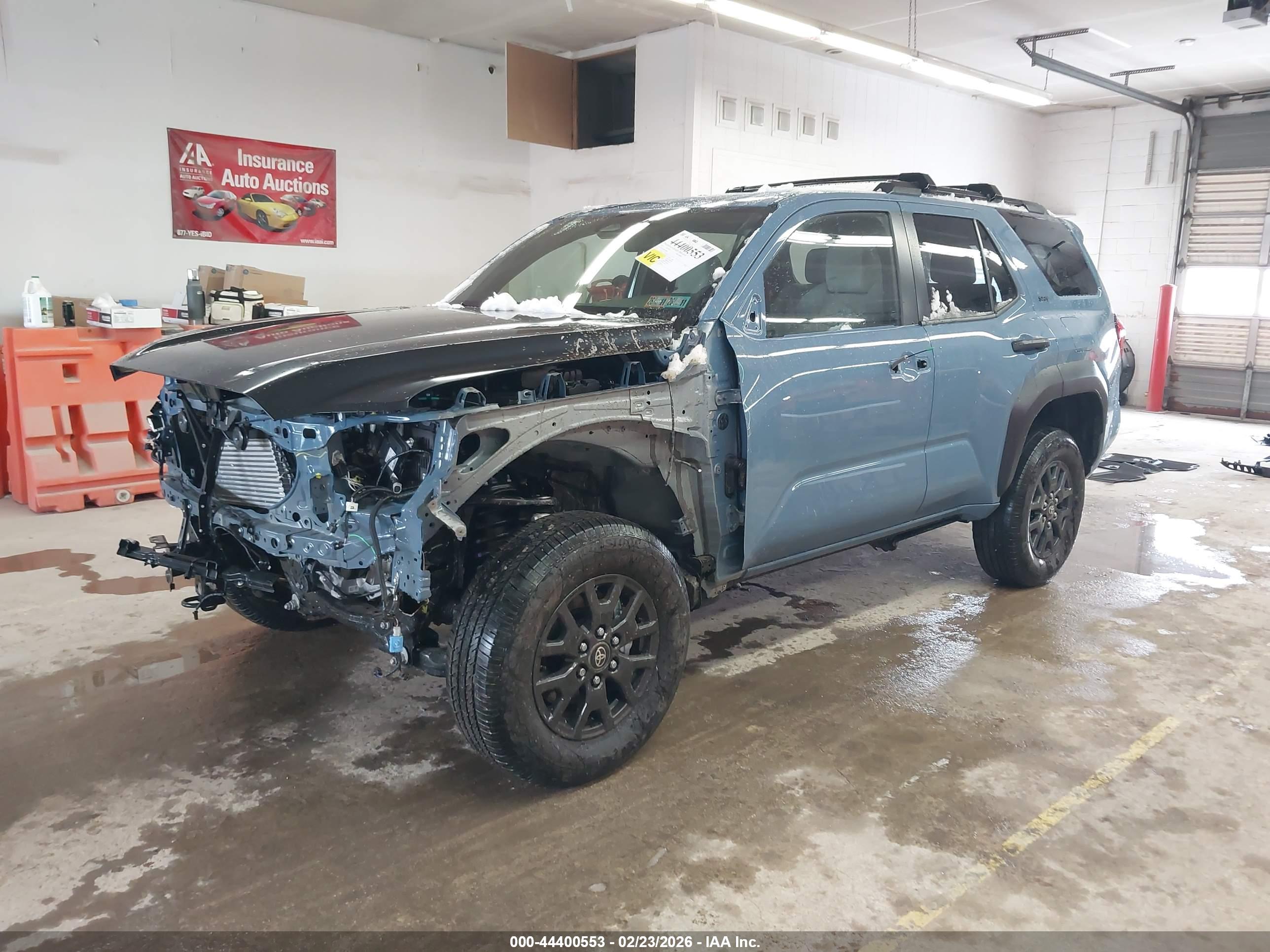 TOYOTA 4RUNNER image 2