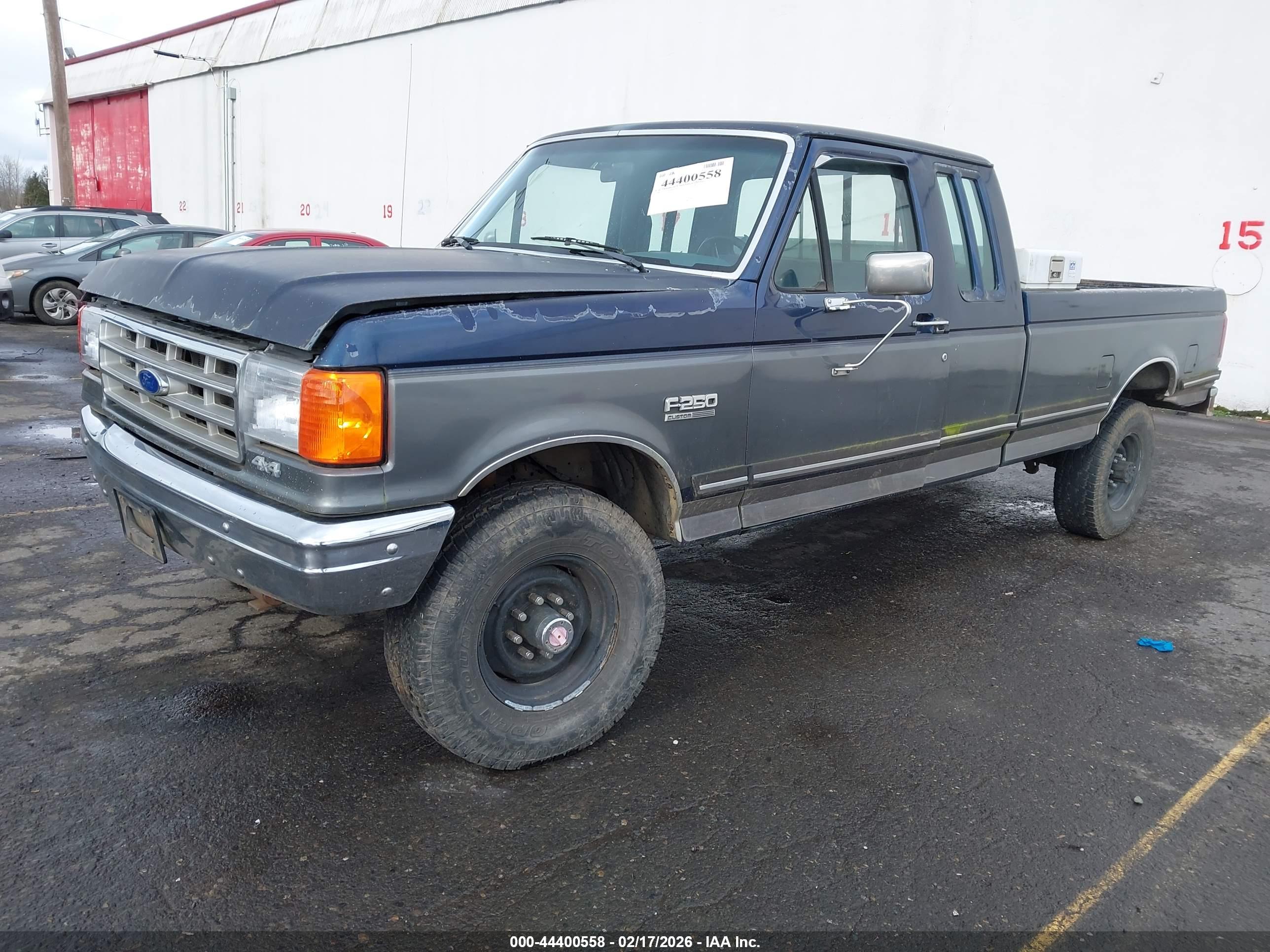 FORD F250 image 2