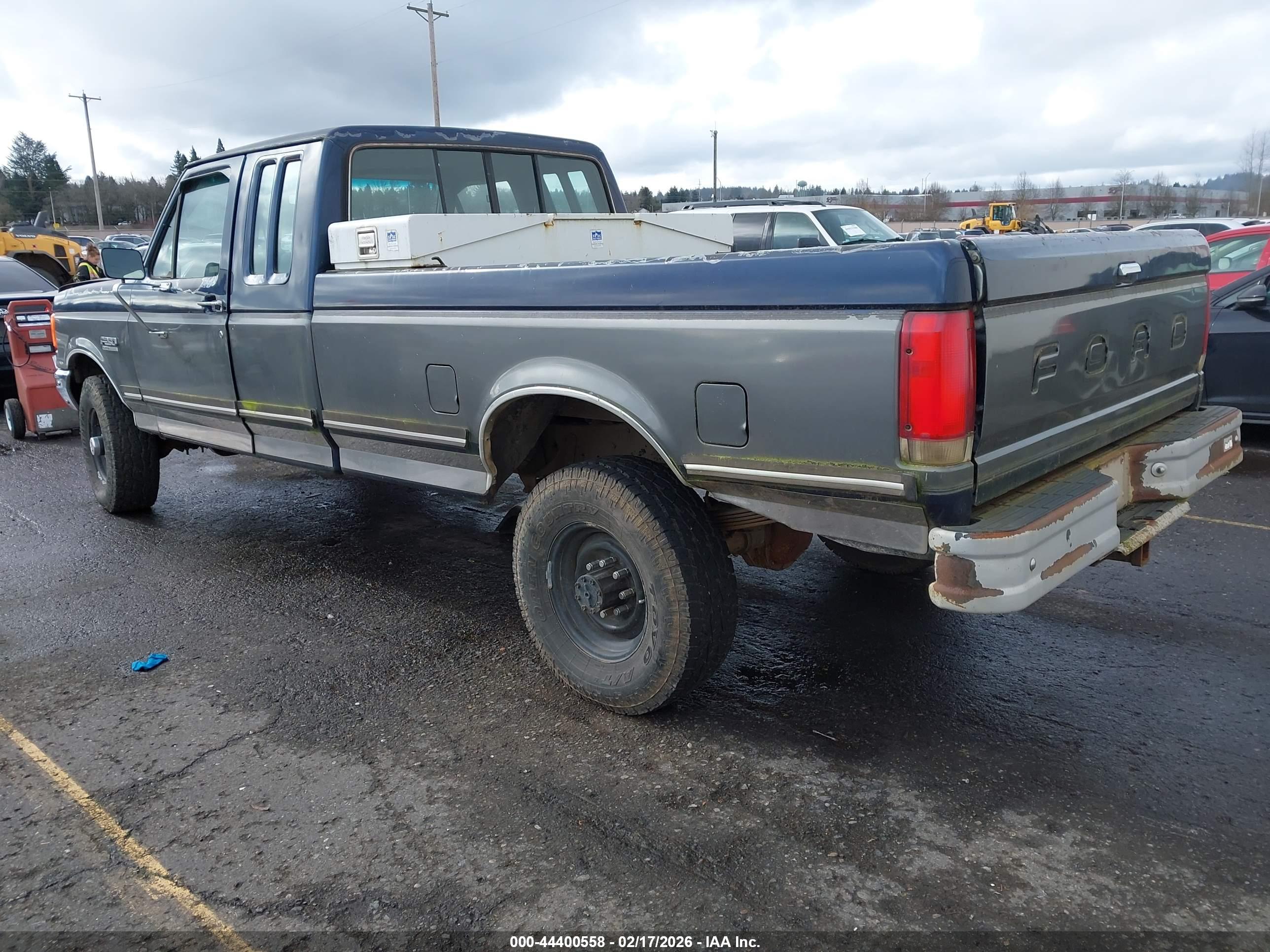 FORD F250 image 3