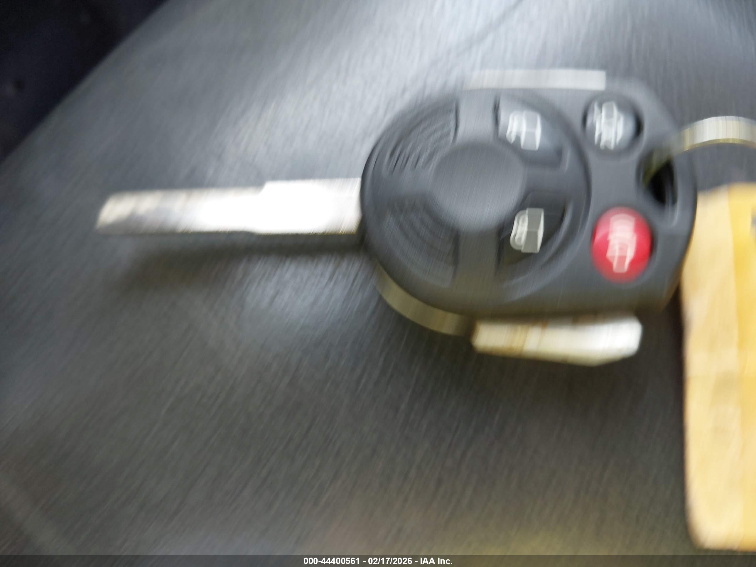 FORD ESCAPE image 11