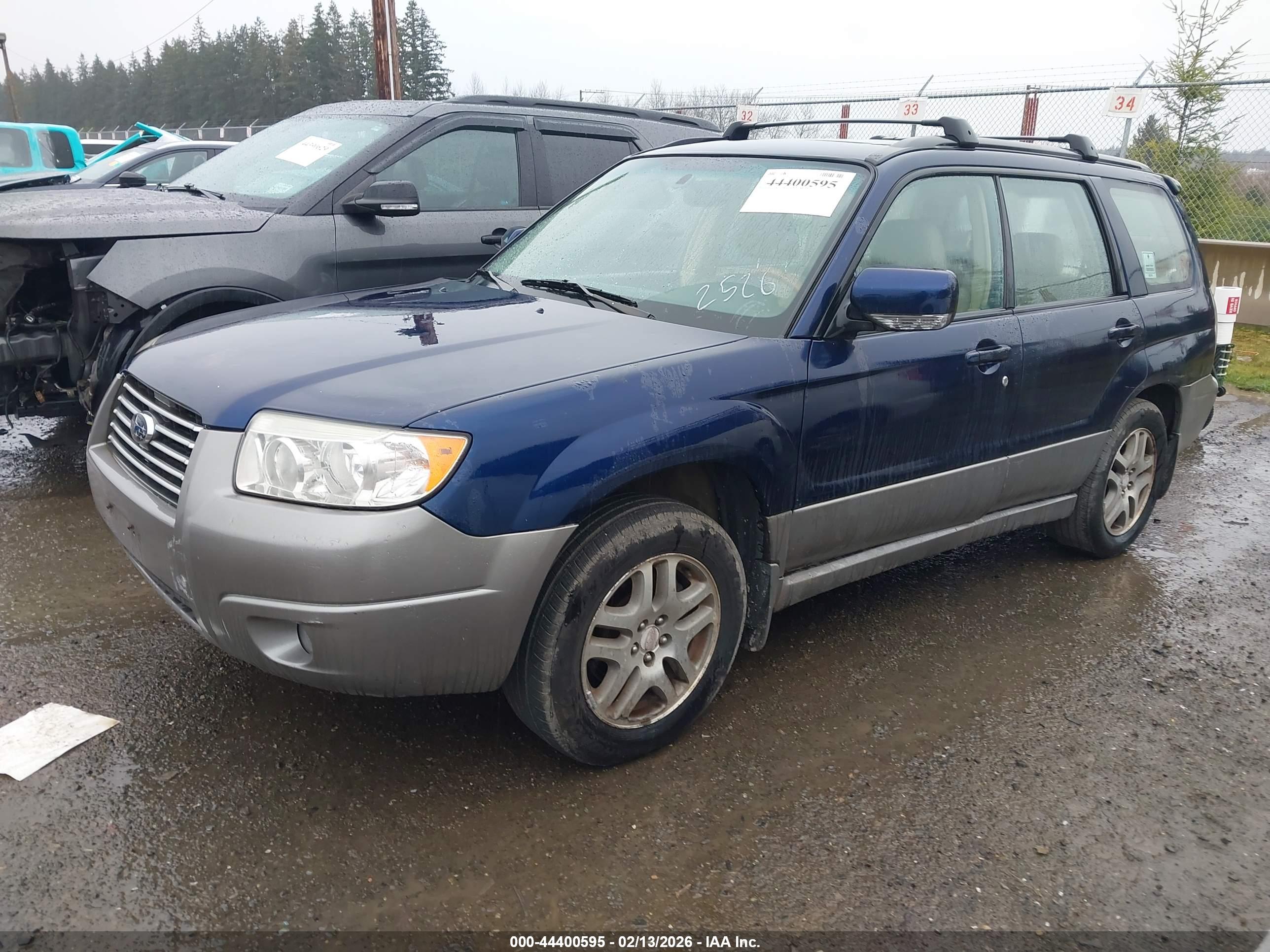 SUBARU FORESTER image 2