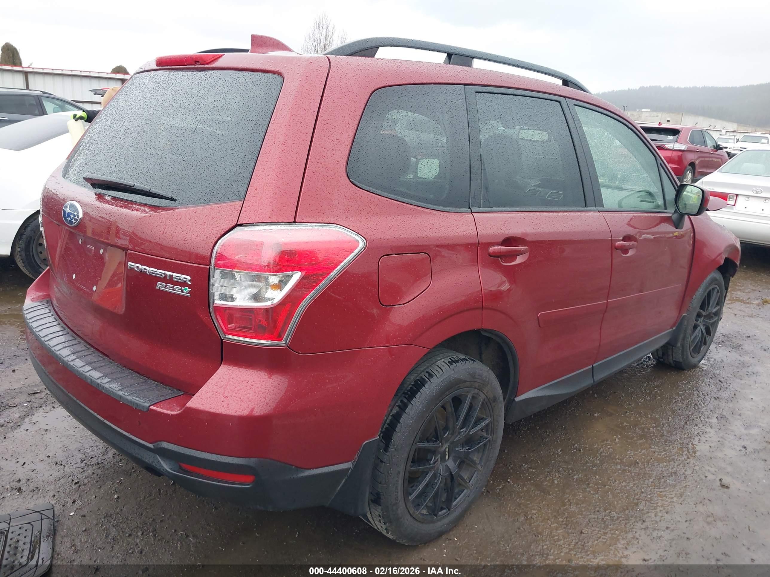 SUBARU FORESTER image 4
