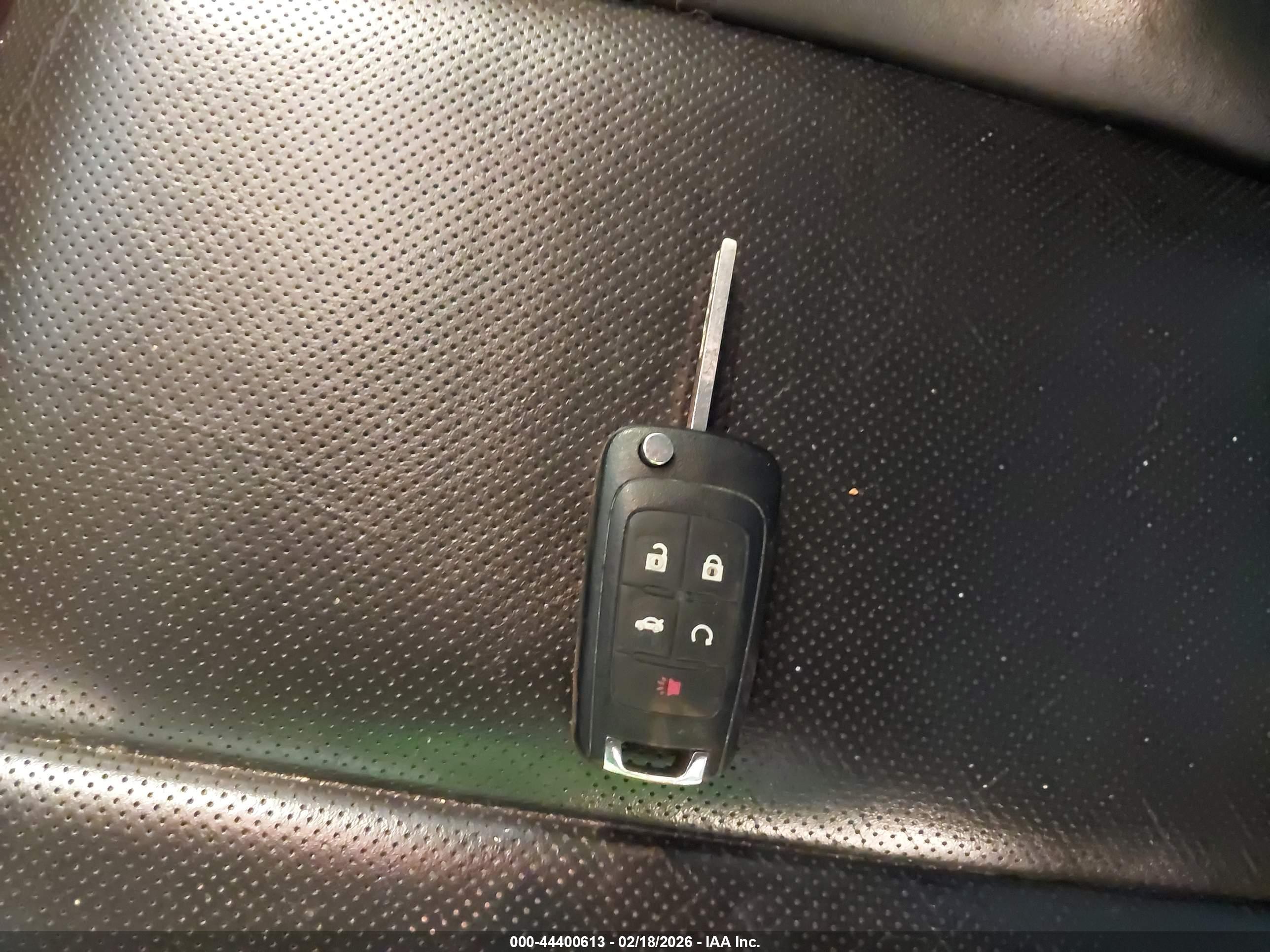 GMC TERRAIN image 11