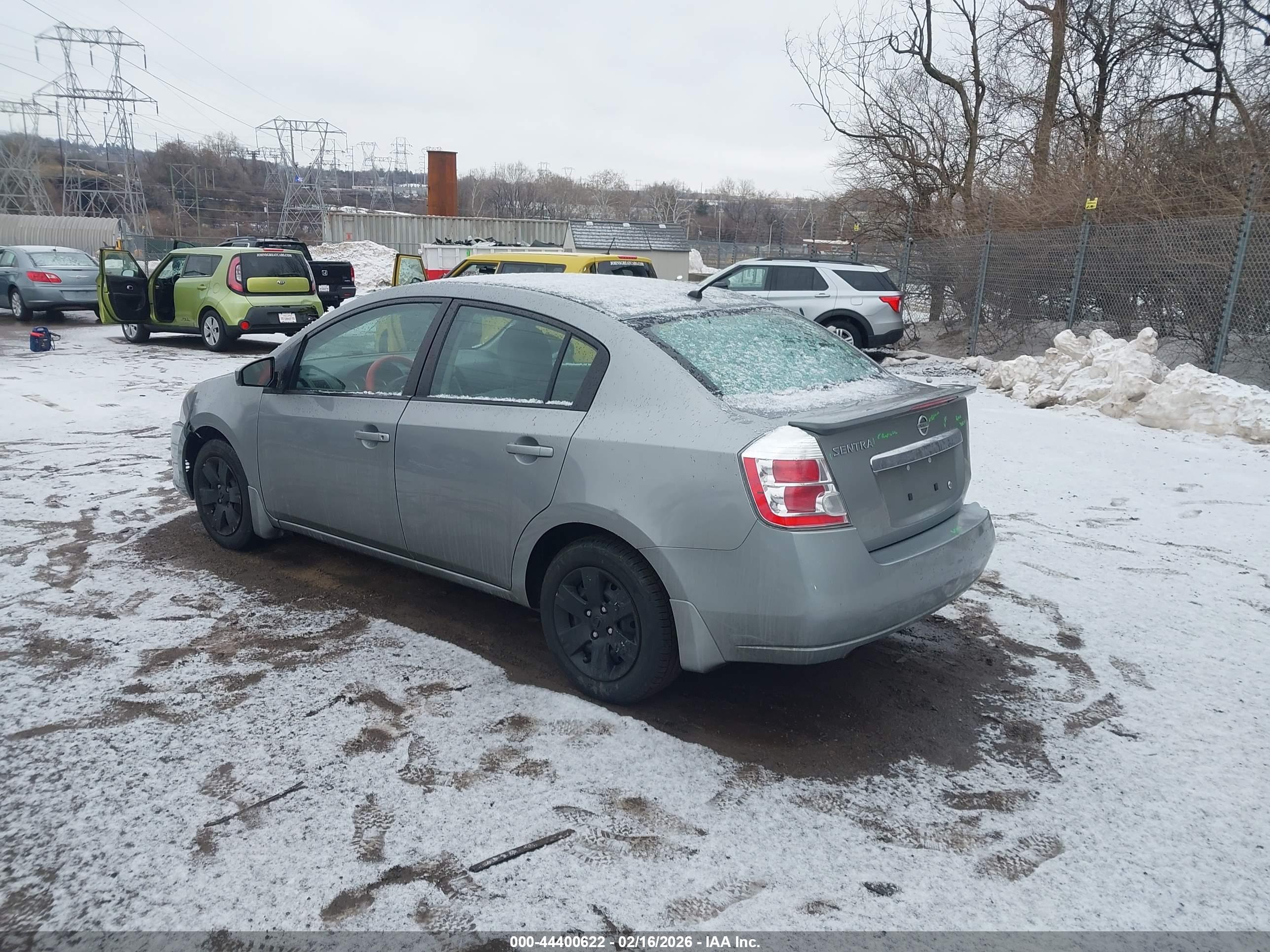NISSAN SENTRA image 3