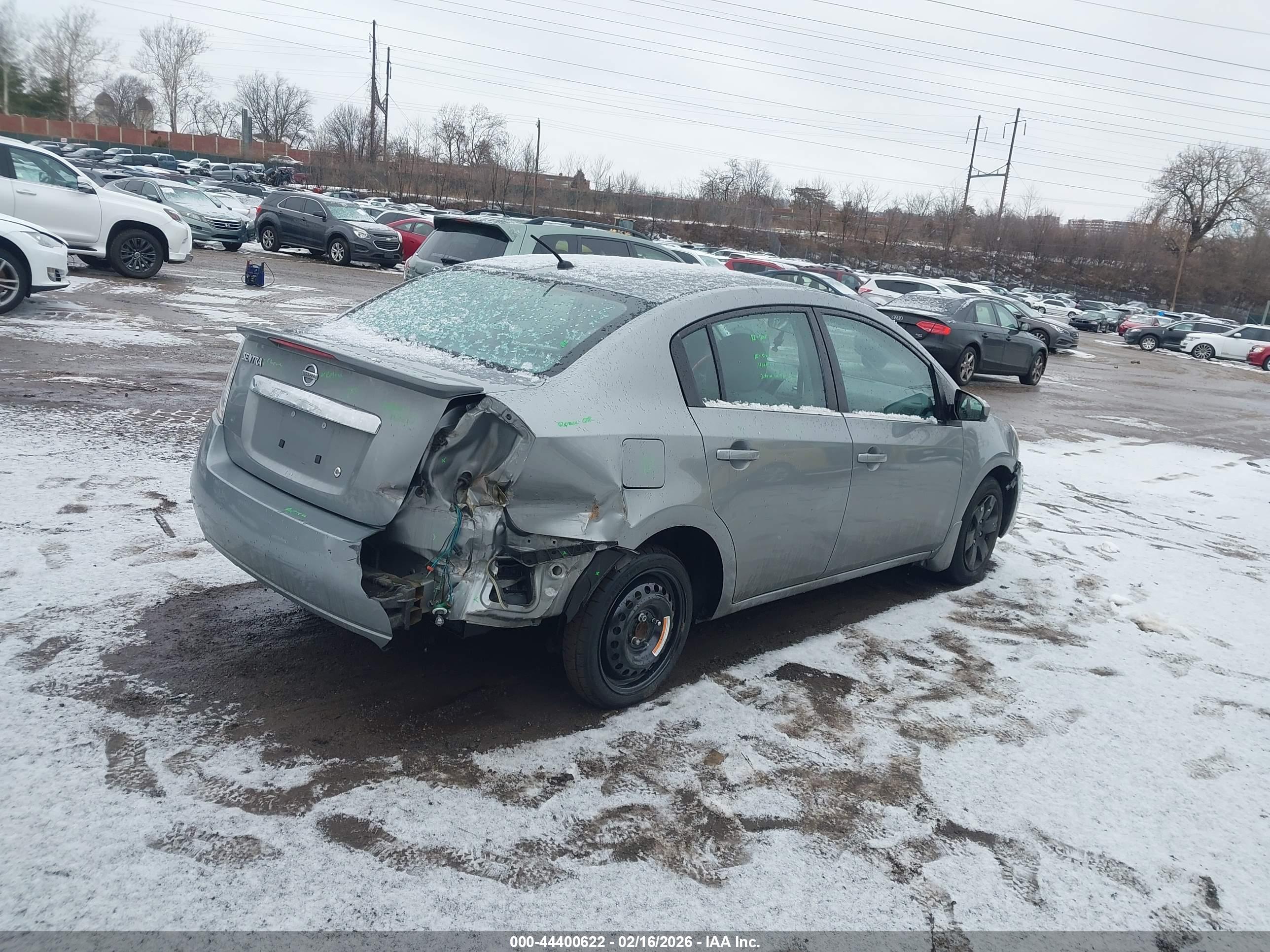 NISSAN SENTRA image 4