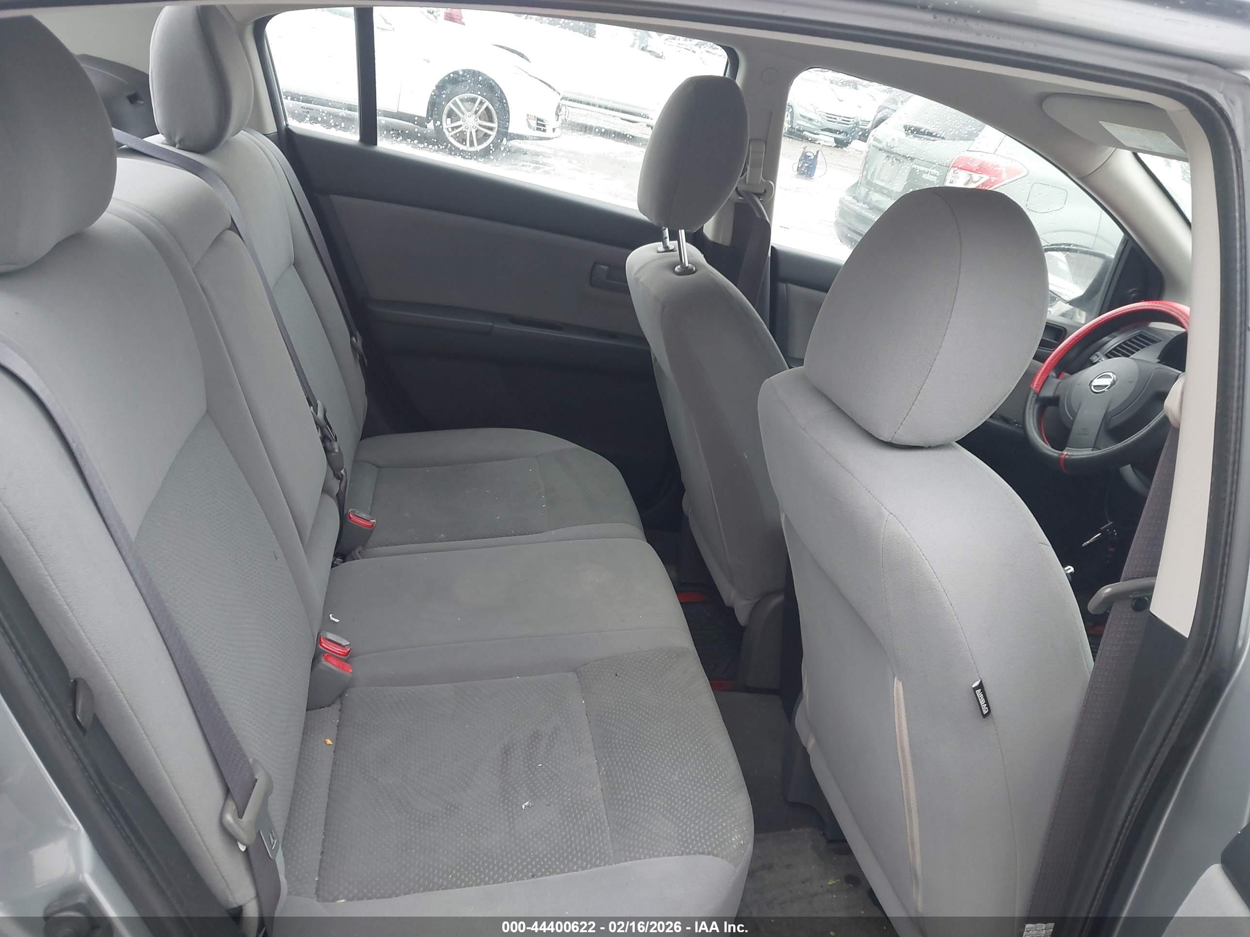 NISSAN SENTRA image 8