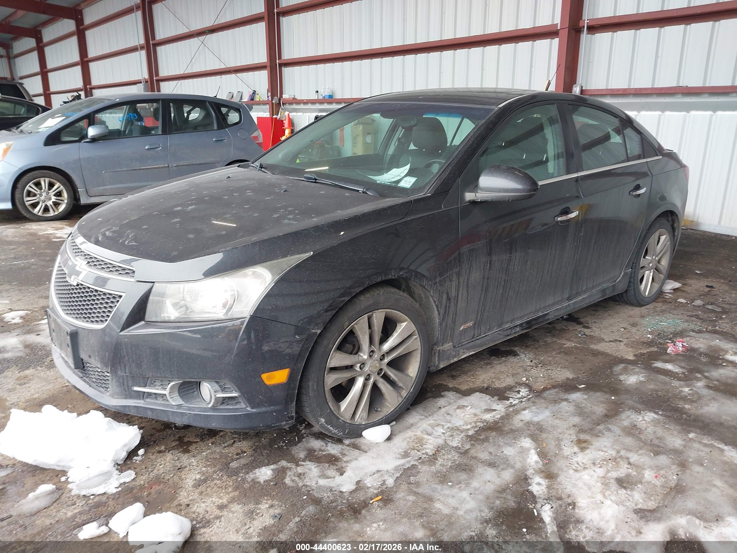 CHEVROLET CRUZE image 2
