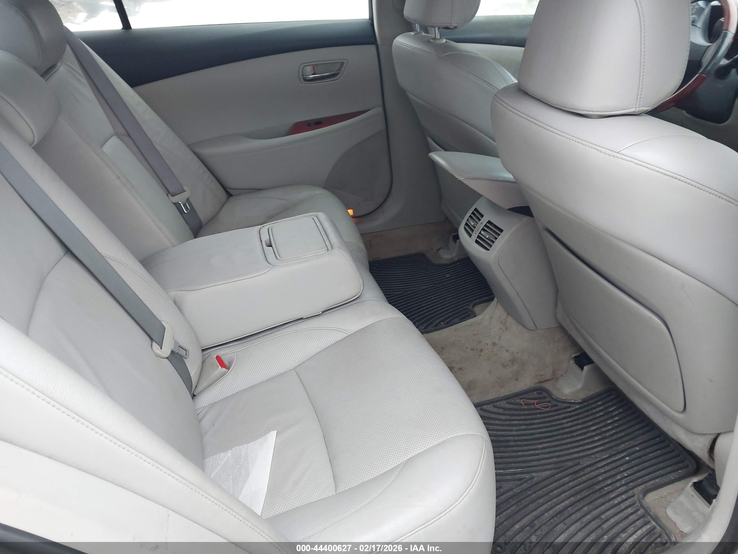 LEXUS ES image 8