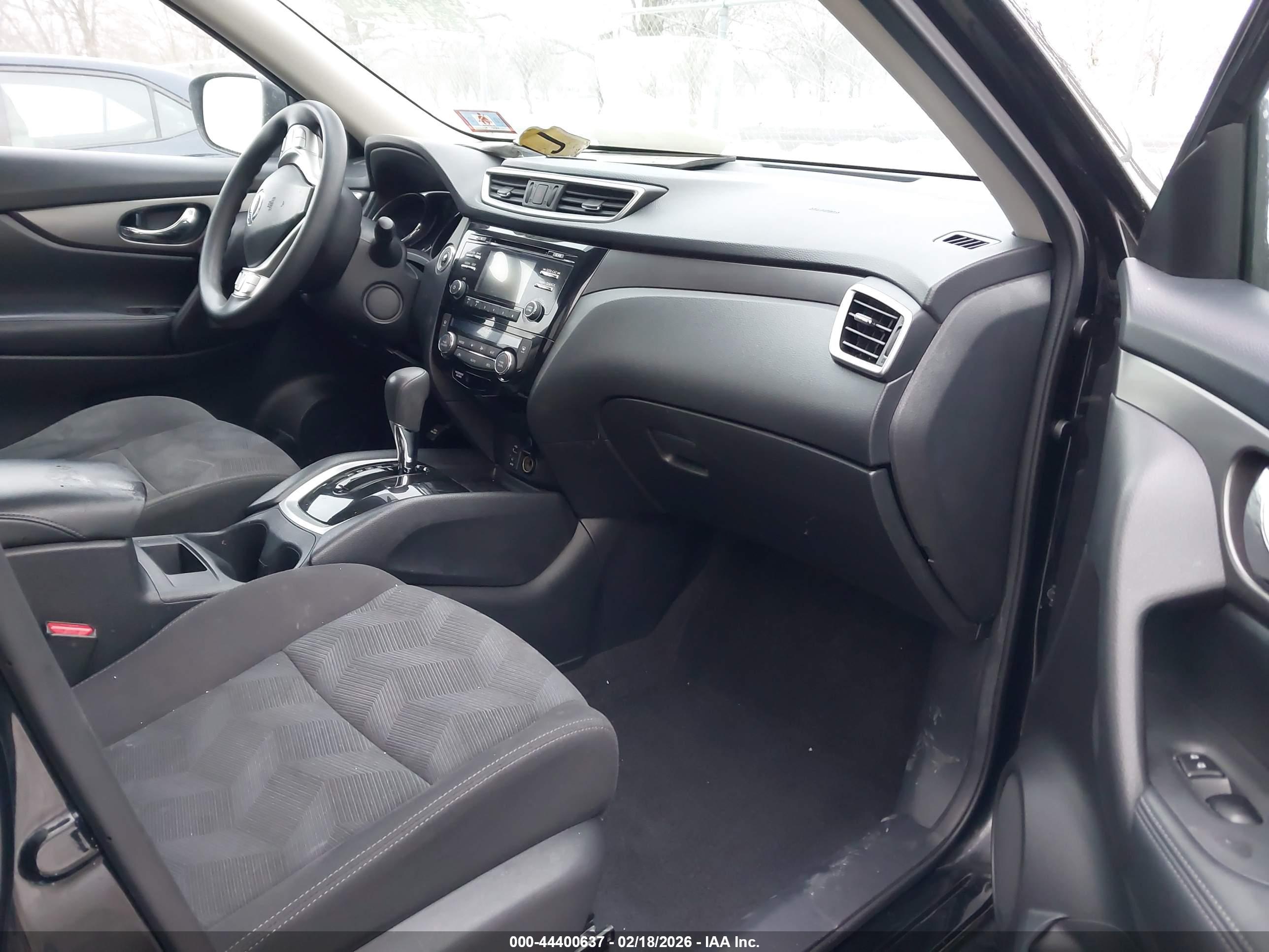 NISSAN ROGUE image 5