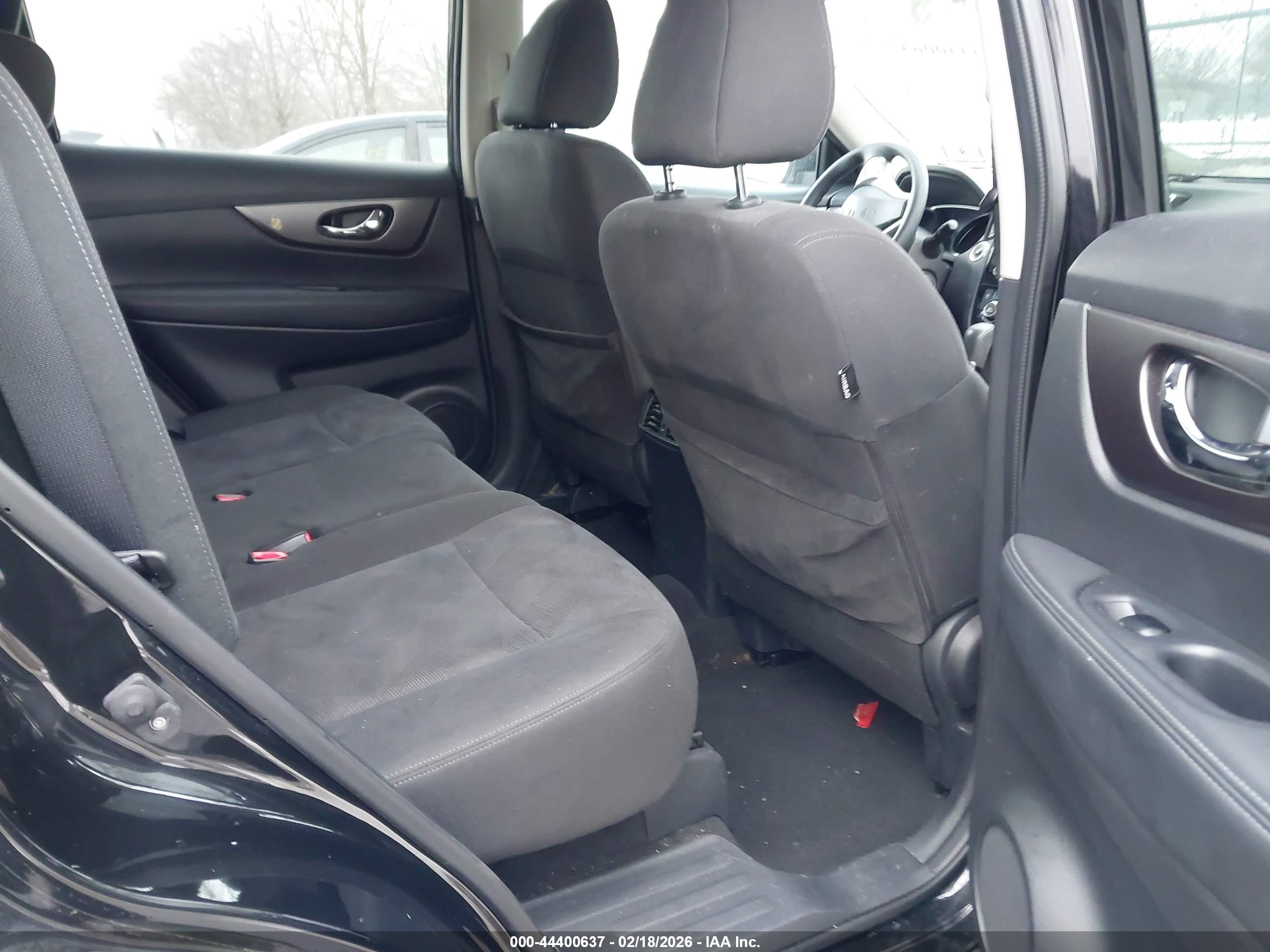 NISSAN ROGUE image 8