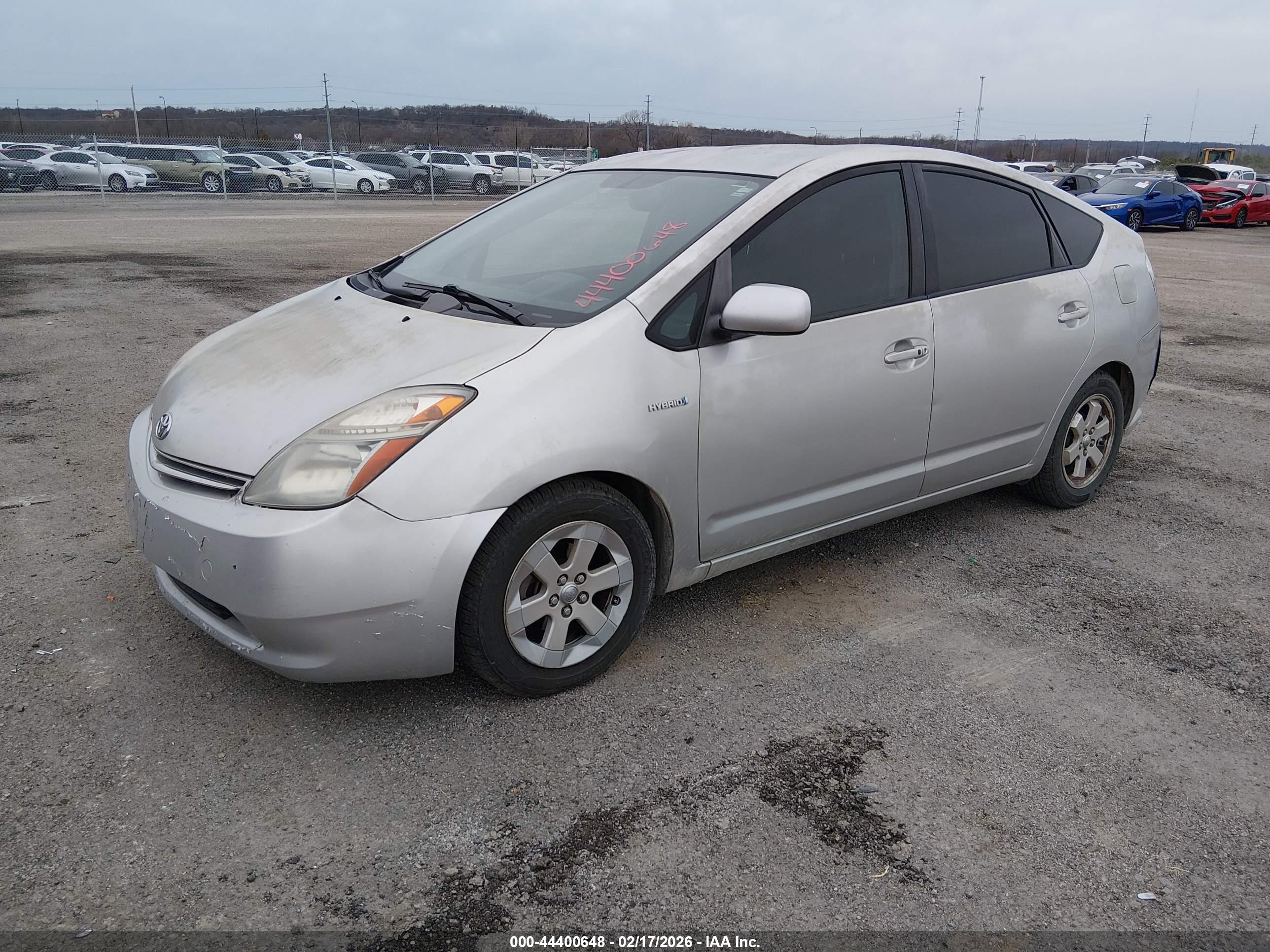 TOYOTA PRIUS image 2