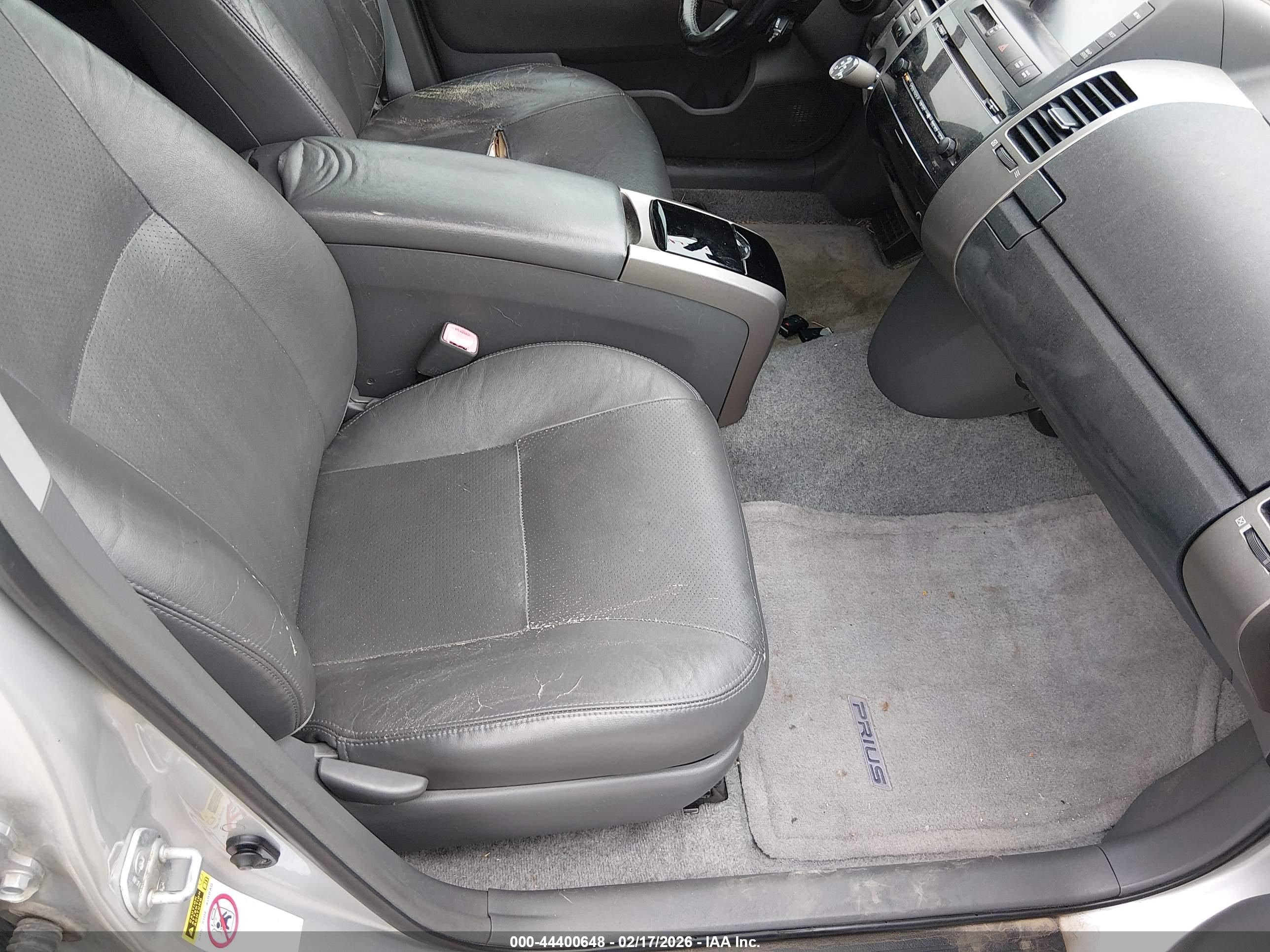 TOYOTA PRIUS image 5