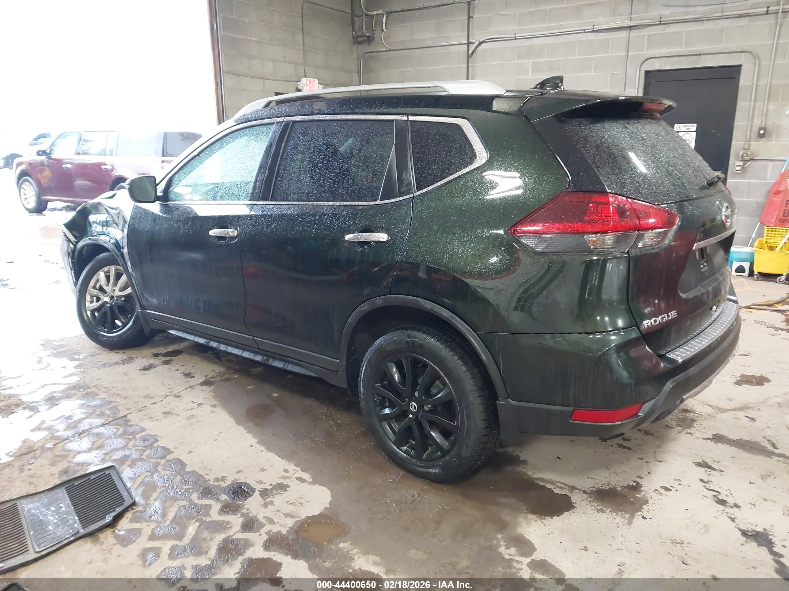 NISSAN ROGUE image 3