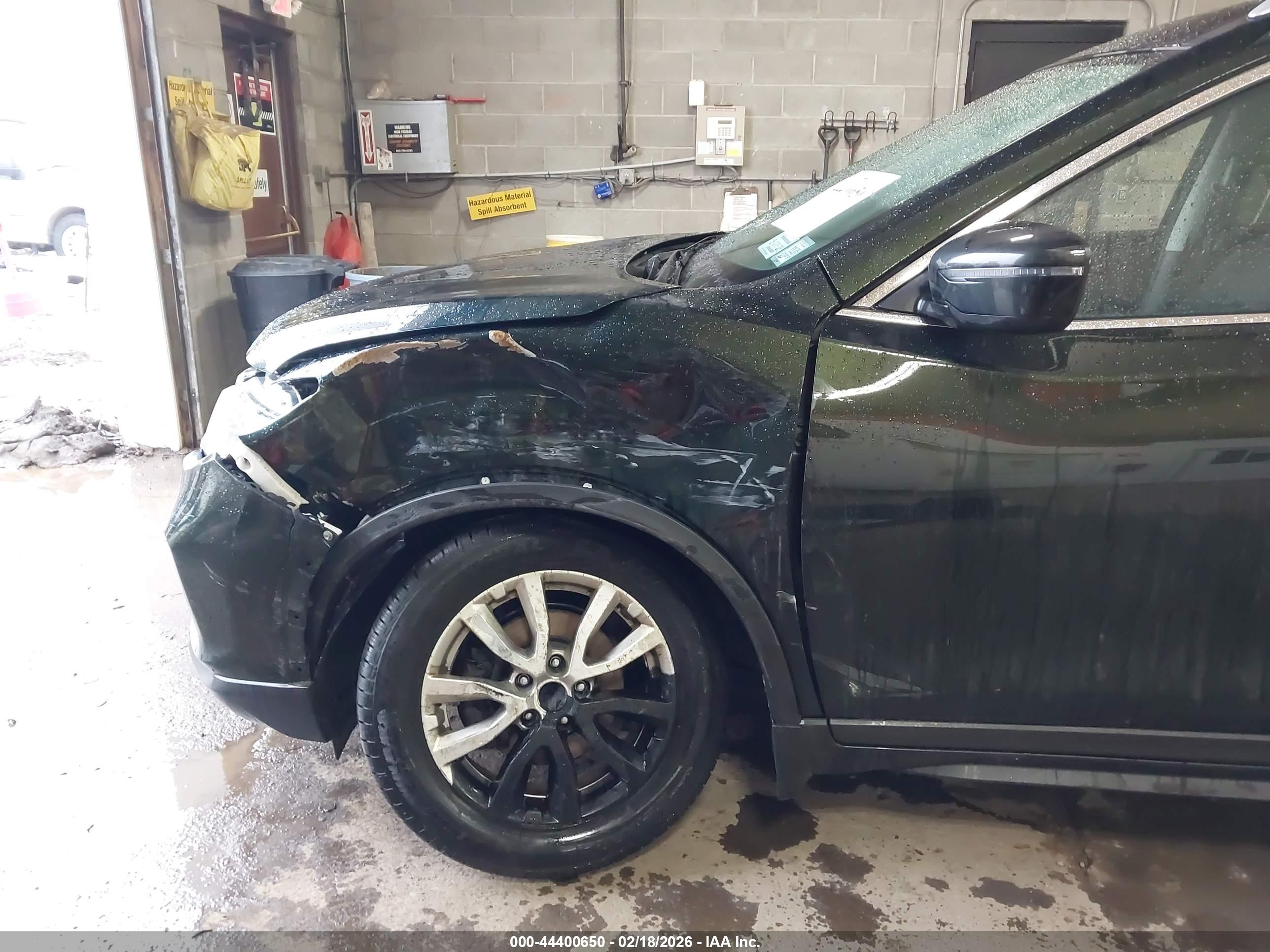 NISSAN ROGUE image 6