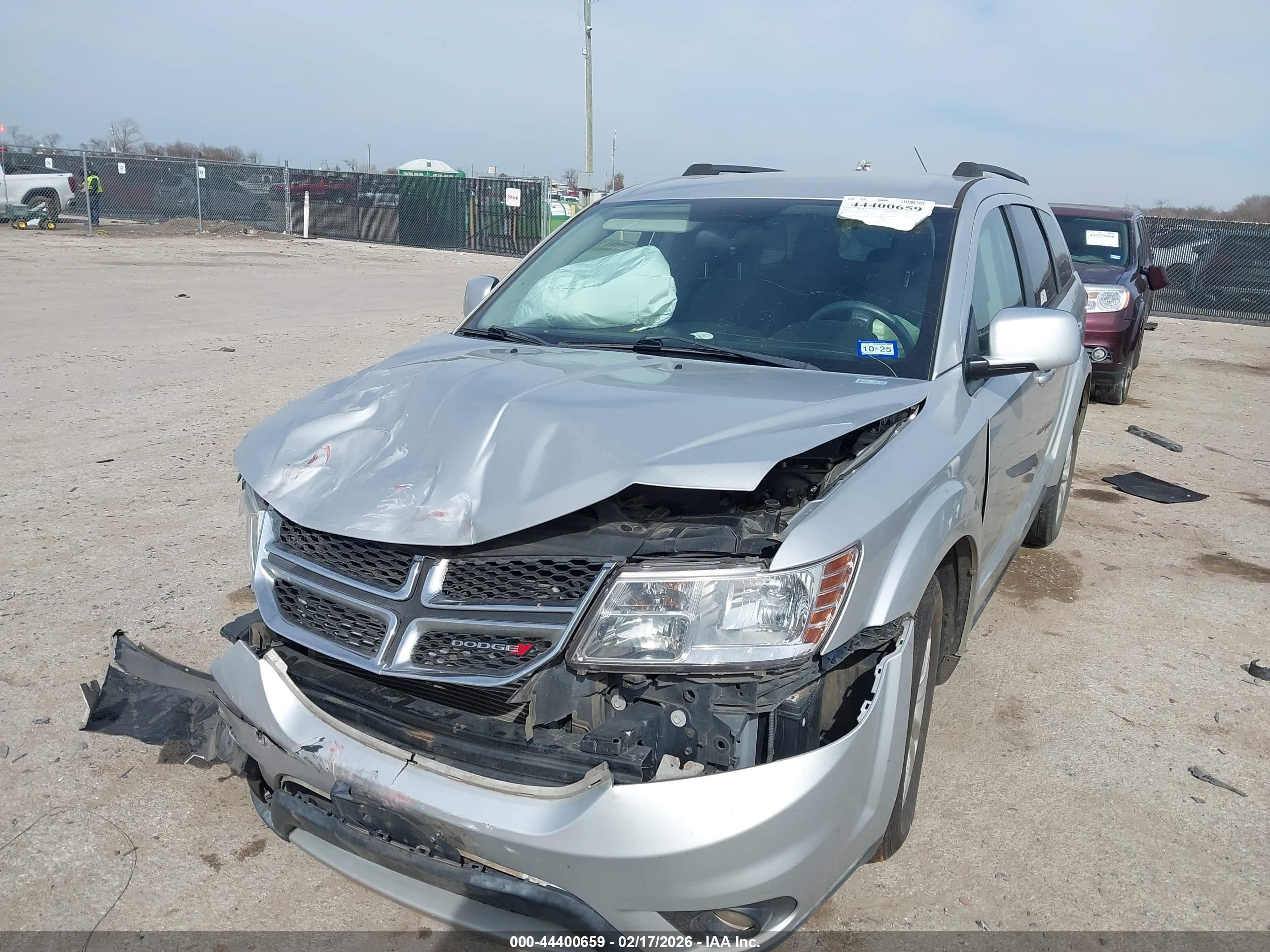DODGE JOURNEY image 2
