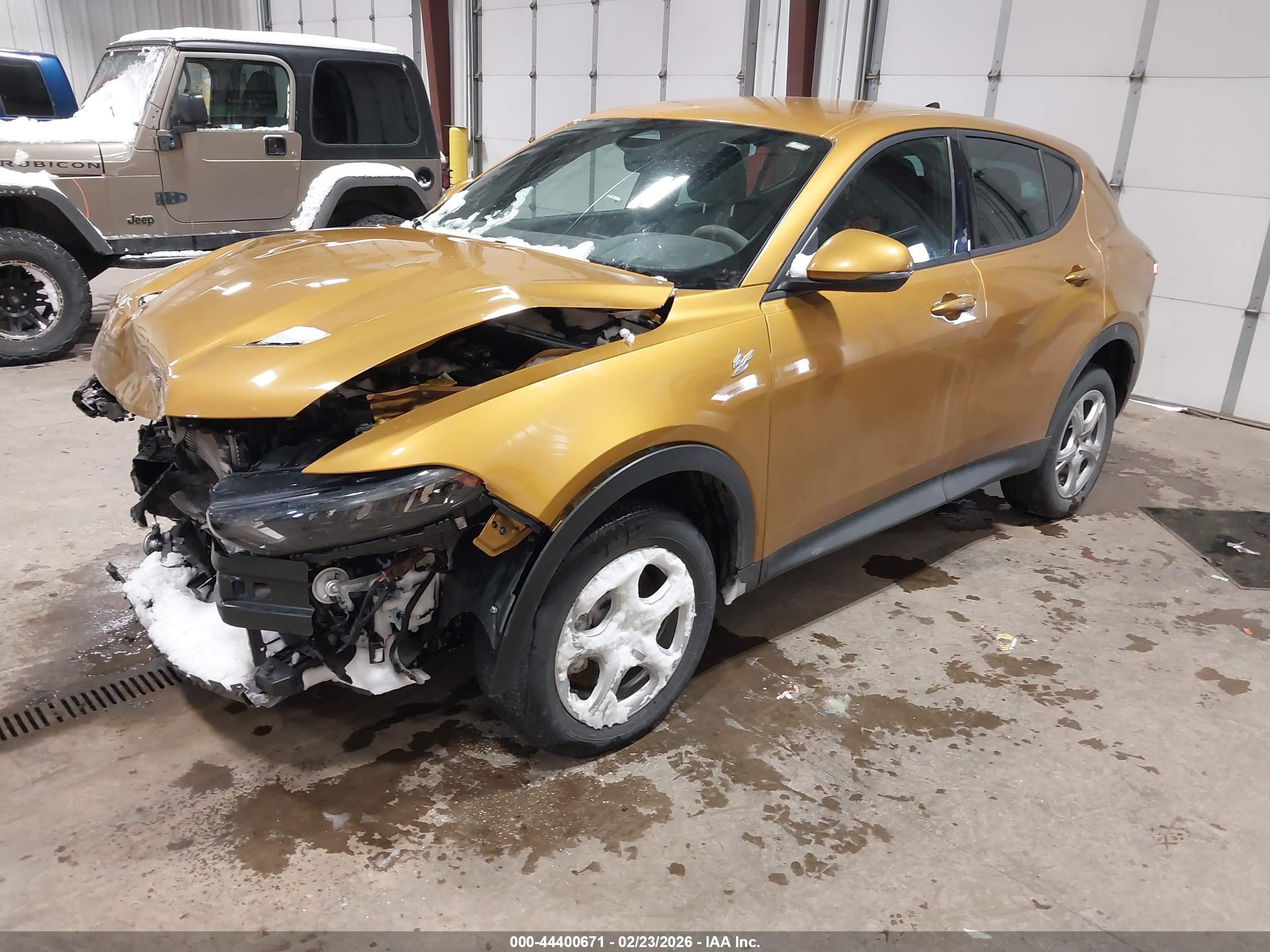 DODGE HORNET image 2