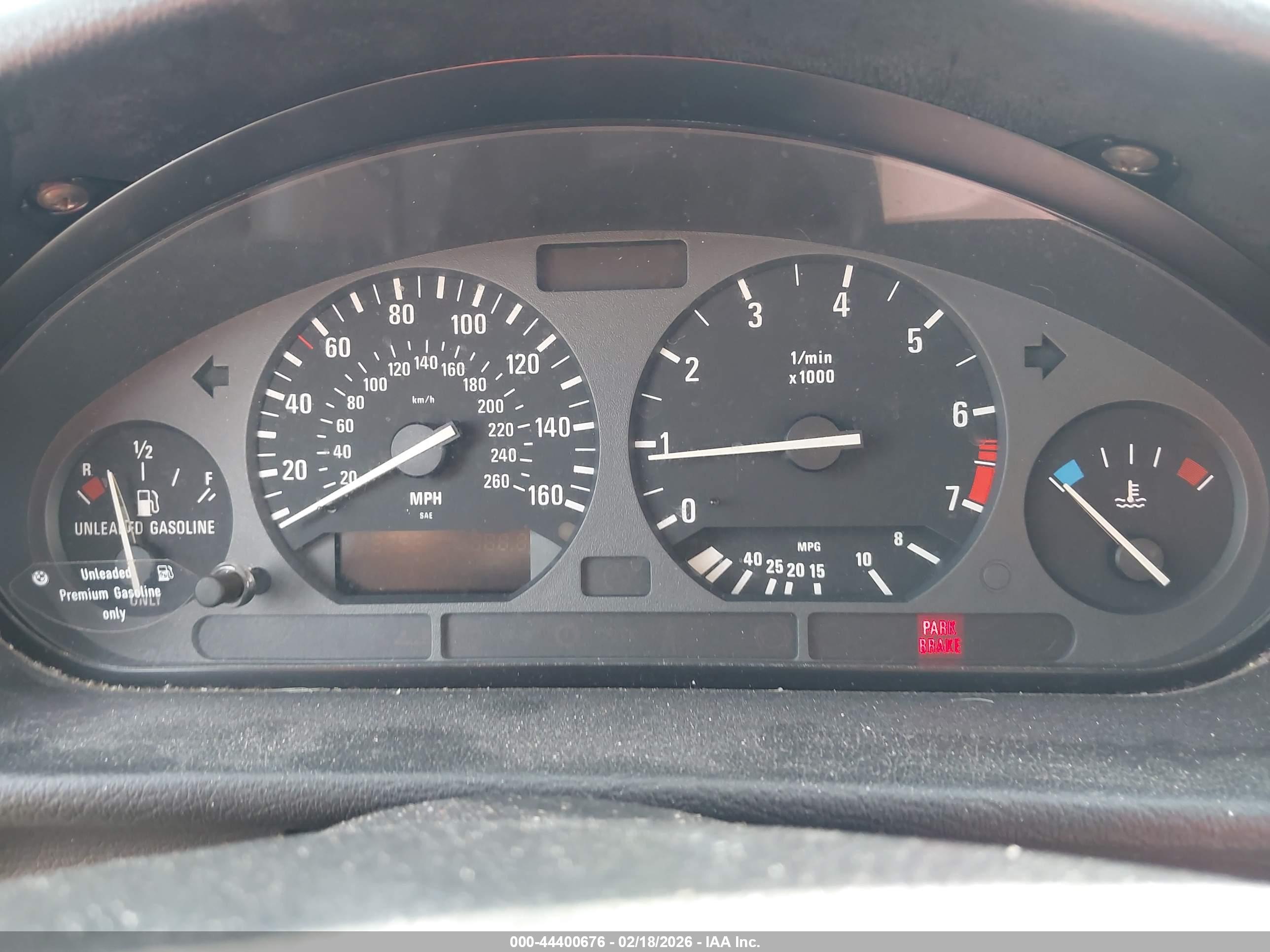 BMW 325 image 7
