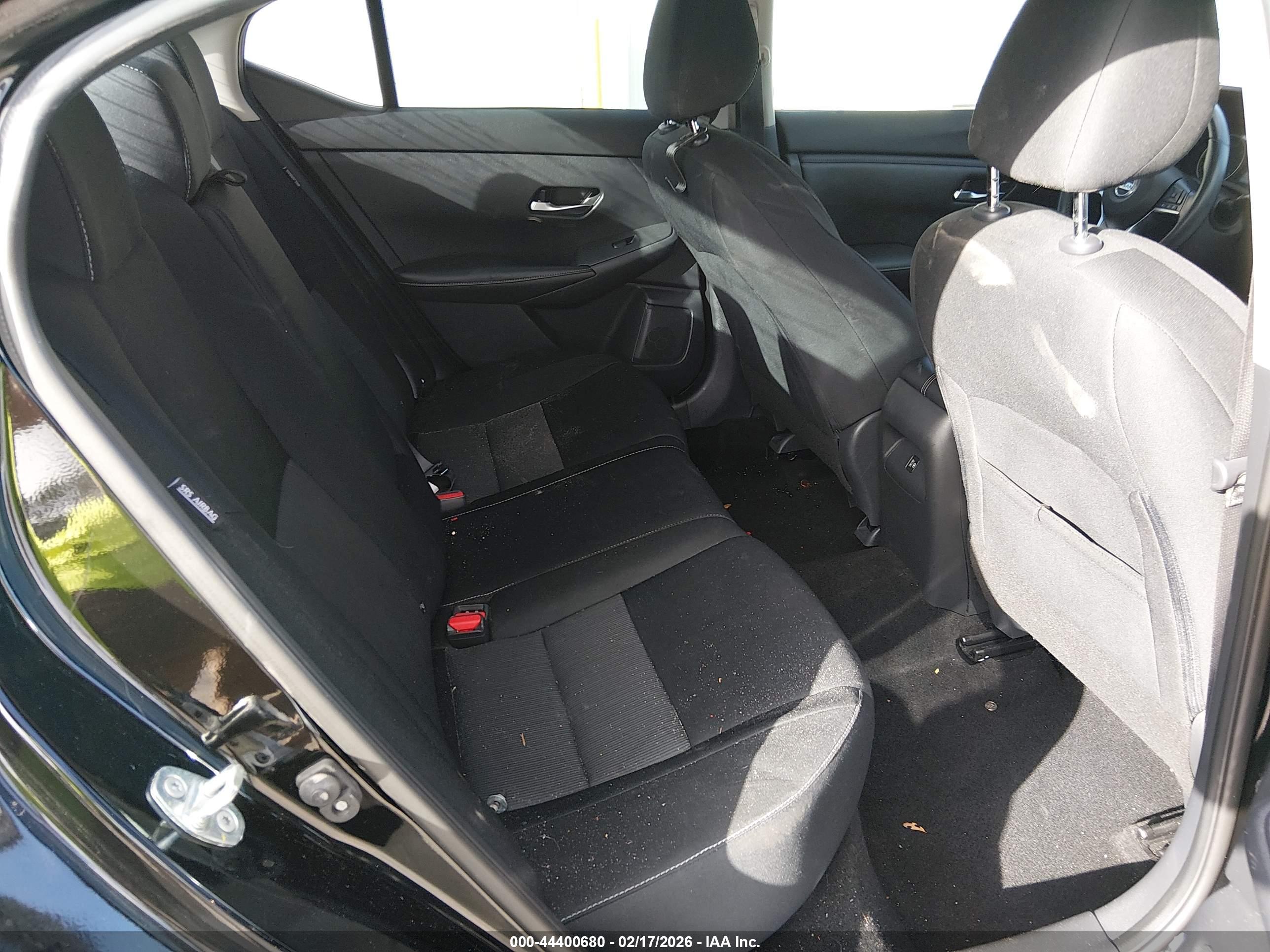 NISSAN SENTRA image 8